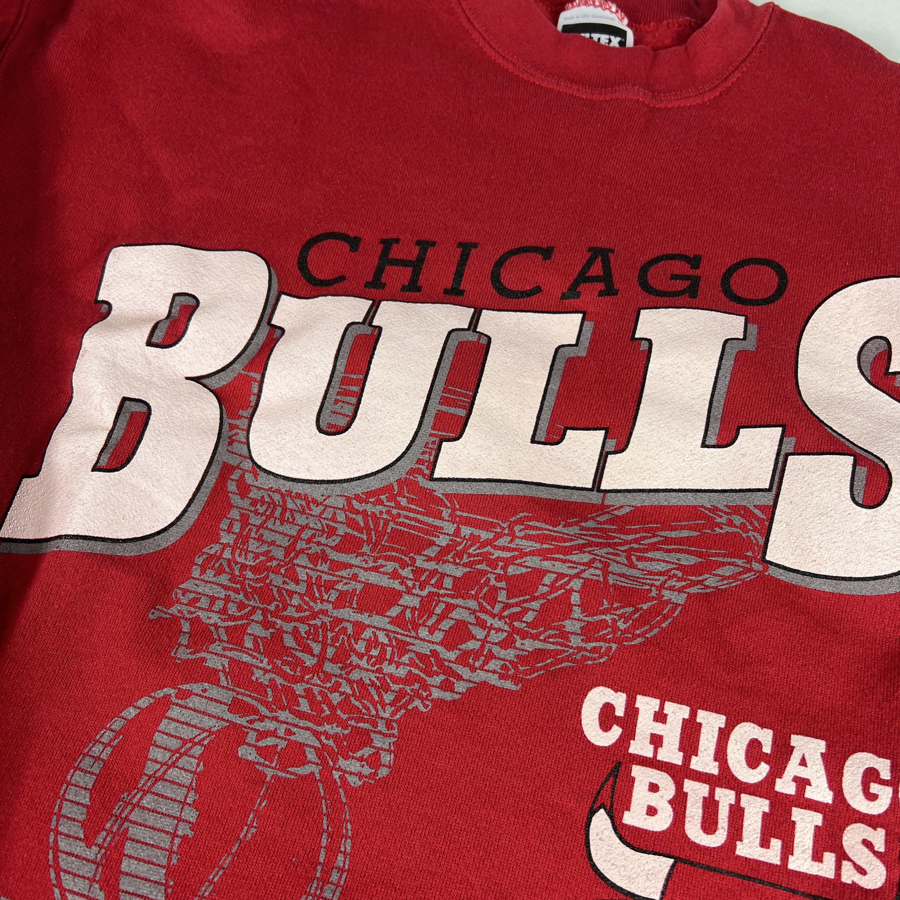 NBA × Tultex × Vintage VTG 90s Chicago Bulls Basketball Sweatshirt Faded Crewneck Size US XL / EU 56 / 4 - 5 Thumbnail