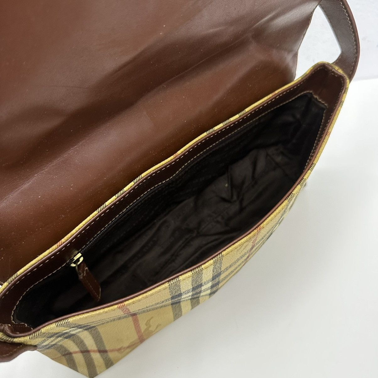 Burberry ‼️YES‼️ AUTHENTIC BURBERRY NOVA CHECK SHOULDER HANDBAG Size ONE SIZE - 10 Thumbnail