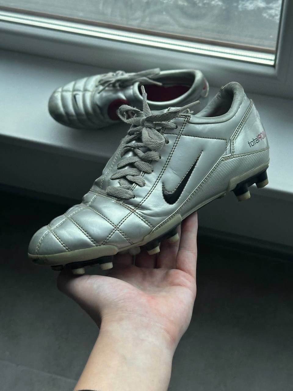 Nike Nike Total 90 Silver OG 2005 Football Socer Shoes Size US 8 / EU 41 - 2 Thumbnail