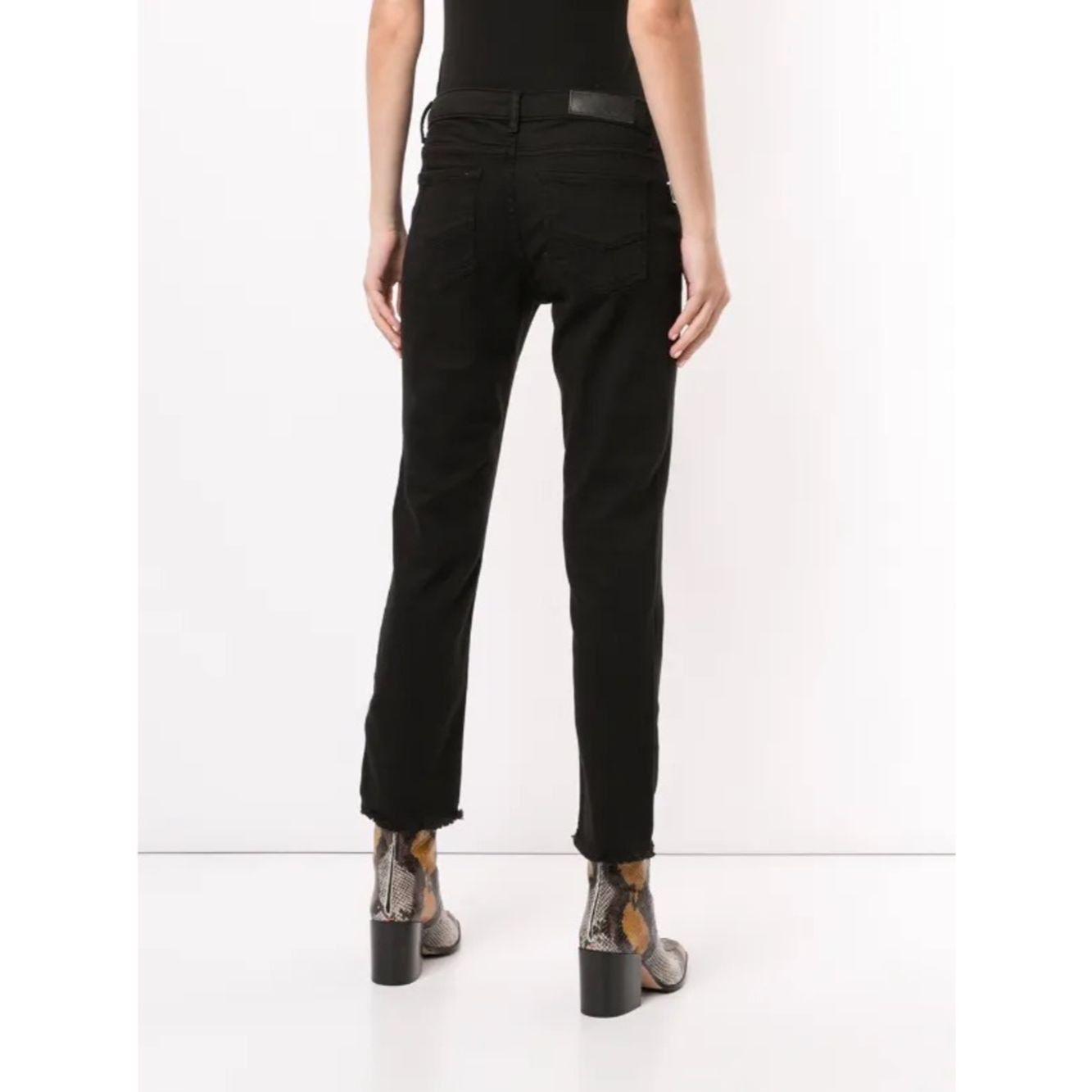 Zadig & Voltaire Zadig & Voltaire Ava Cropped Jeans Black Zip Pocket Stretch Size 26" / US 2 / IT 38 - 2 Thumbnail