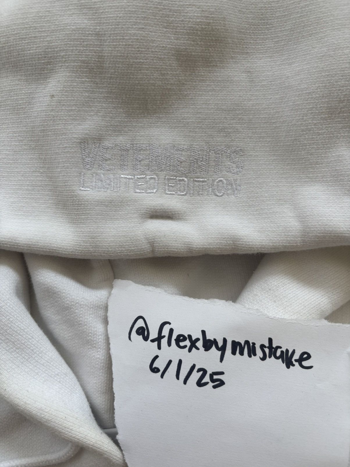Vetements Vetements Restricted Hoodie Size US XS / EU 42 / 0 - 3 Thumbnail