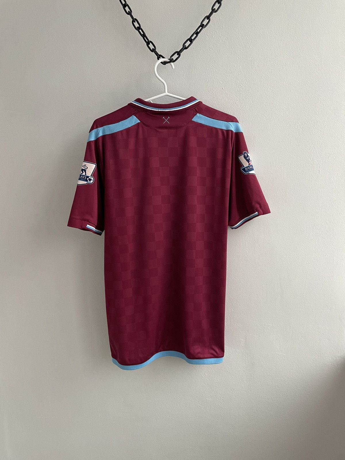 Umbro West Ham United 2009 2010 Home Football Shirt Soccer Jersey Size US L / EU 52-54 / 3 - 16 Thumbnail