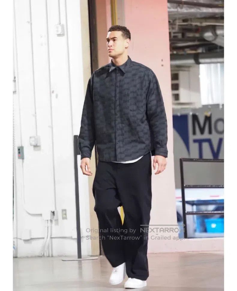 Balenciaga Balenciaga Fully printed black and gray snap button cotton Size US L / EU 52-54 / 3 - 5 Thumbnail