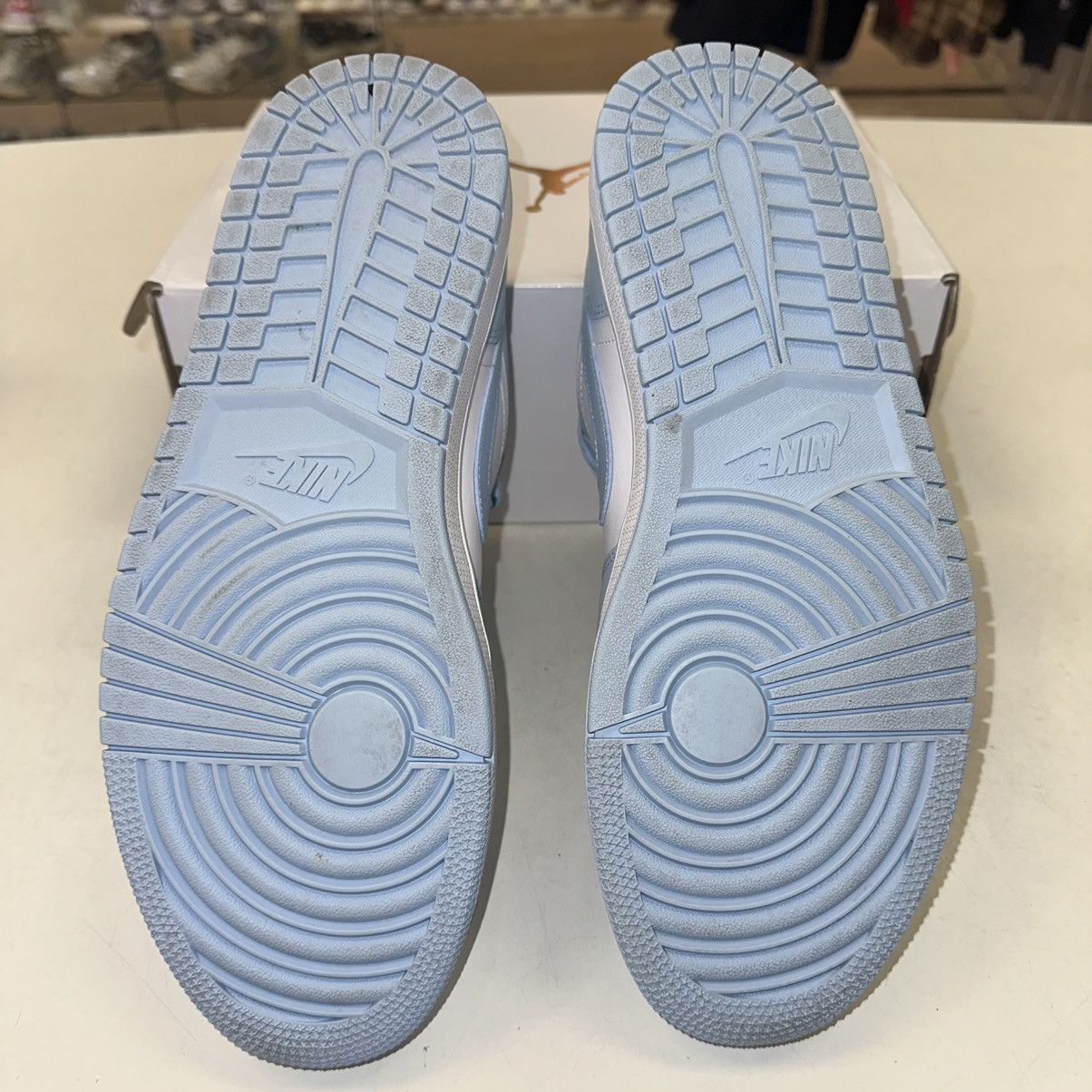 Jordan Brand Size 11.5W (10M) - Nike Retro 1 Low 'White Ice Blue' Size US 11.5 / IT 41.5 - 5 Thumbnail