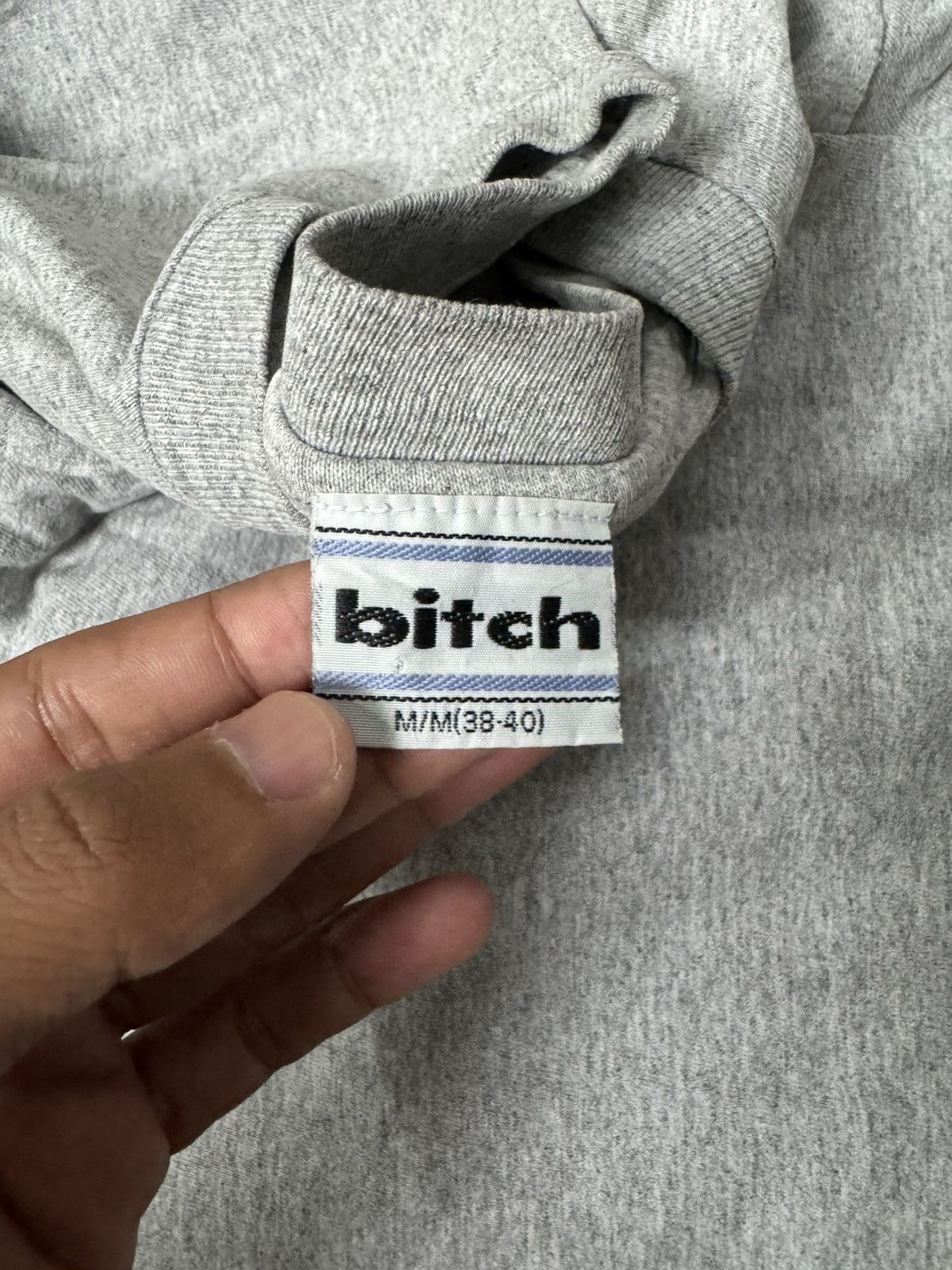 Welcome Skateboards VINTAGE 90’S BITCH SKATEBOARD HANDCUFF T-SHIRT Size US S / EU 44-46 / 1 - 7 Thumbnail