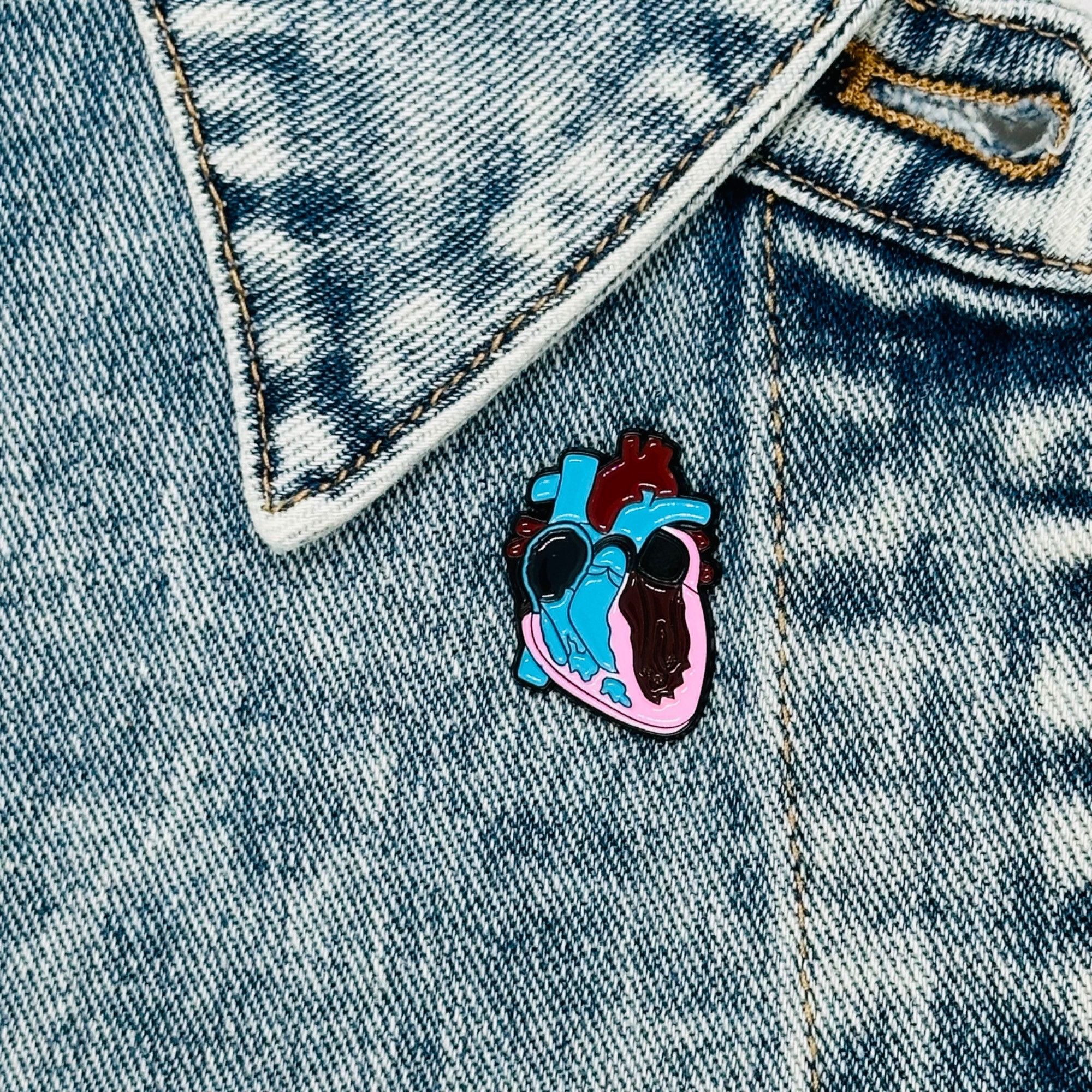 Other New Enamel heart with ventriloquists Brooch Cardiologis Doct Size ONE SIZE - 4 Thumbnail