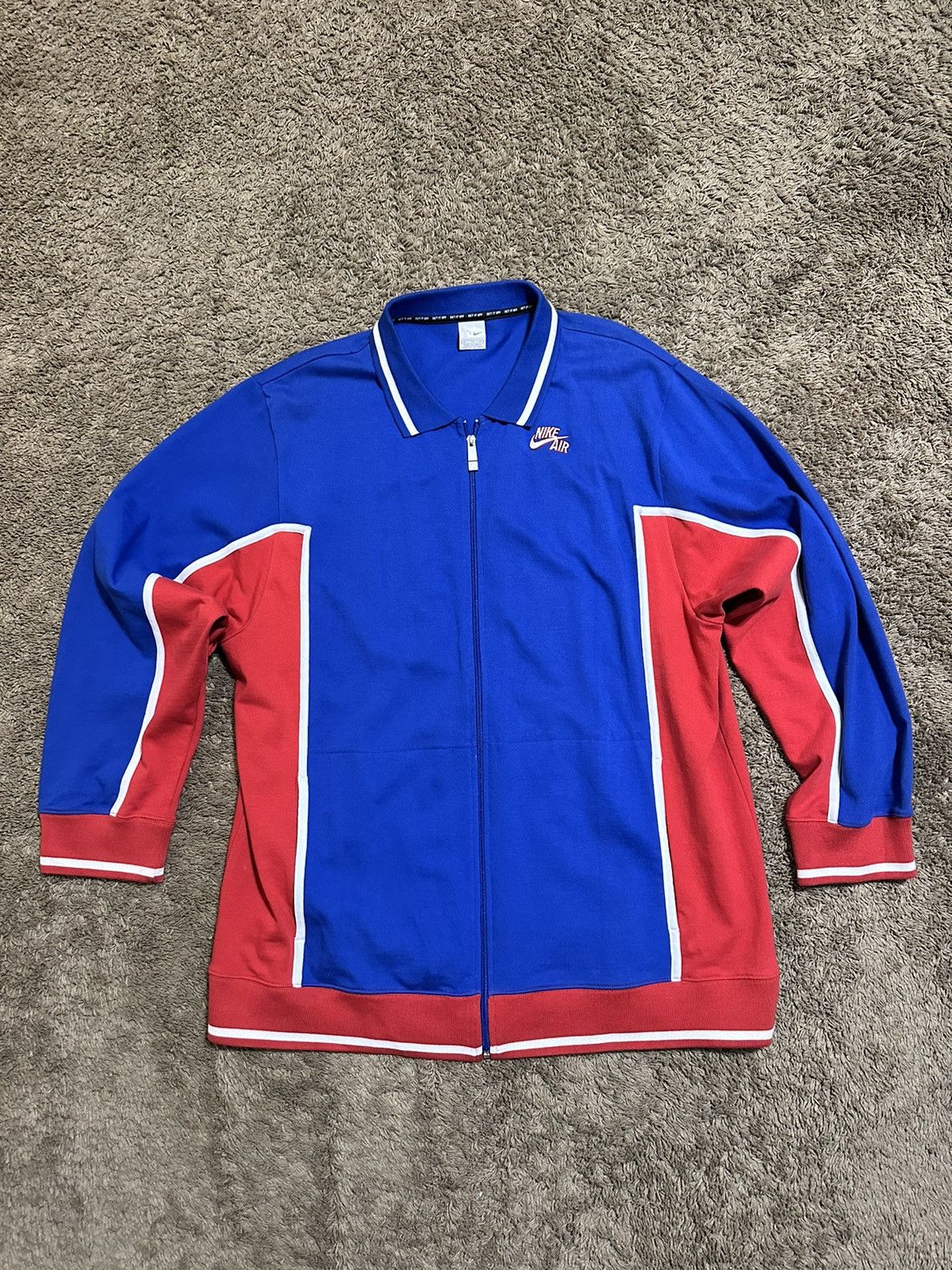 Nike × Vintage Vintage Nike Air “blue red white” shirt 00s size XL Size US XL / EU 56 / 4 - 1 Thumbnail