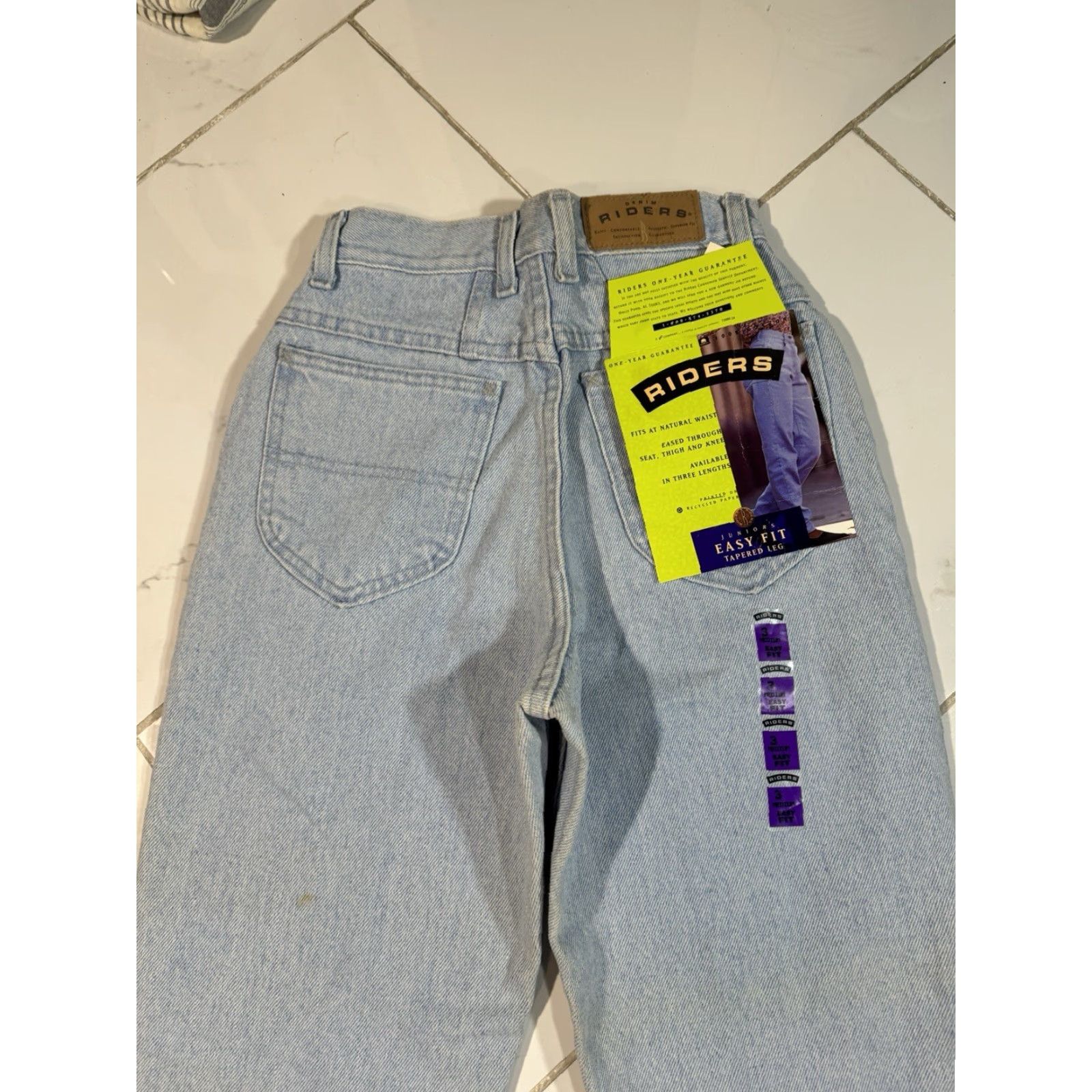 Lee VINTAGE Lee Riders Jeans Juniors Size 3 Easy Fit Tapered Denim Blue Women Size 26" / US 2 / IT 38 - 3 Thumbnail
