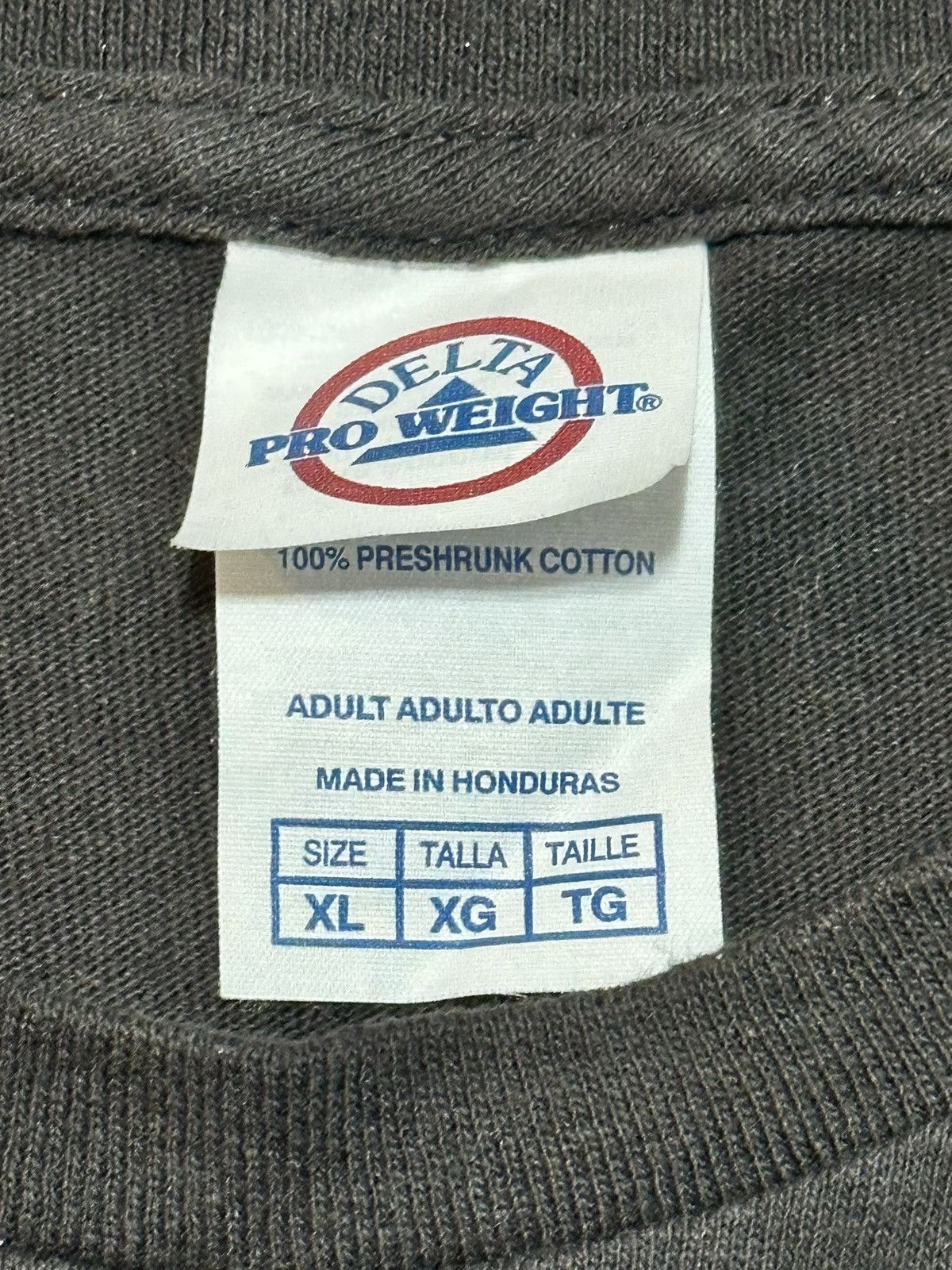 Delta Super Mario shirt Size US XL / EU 56 / 4 - 7 Thumbnail