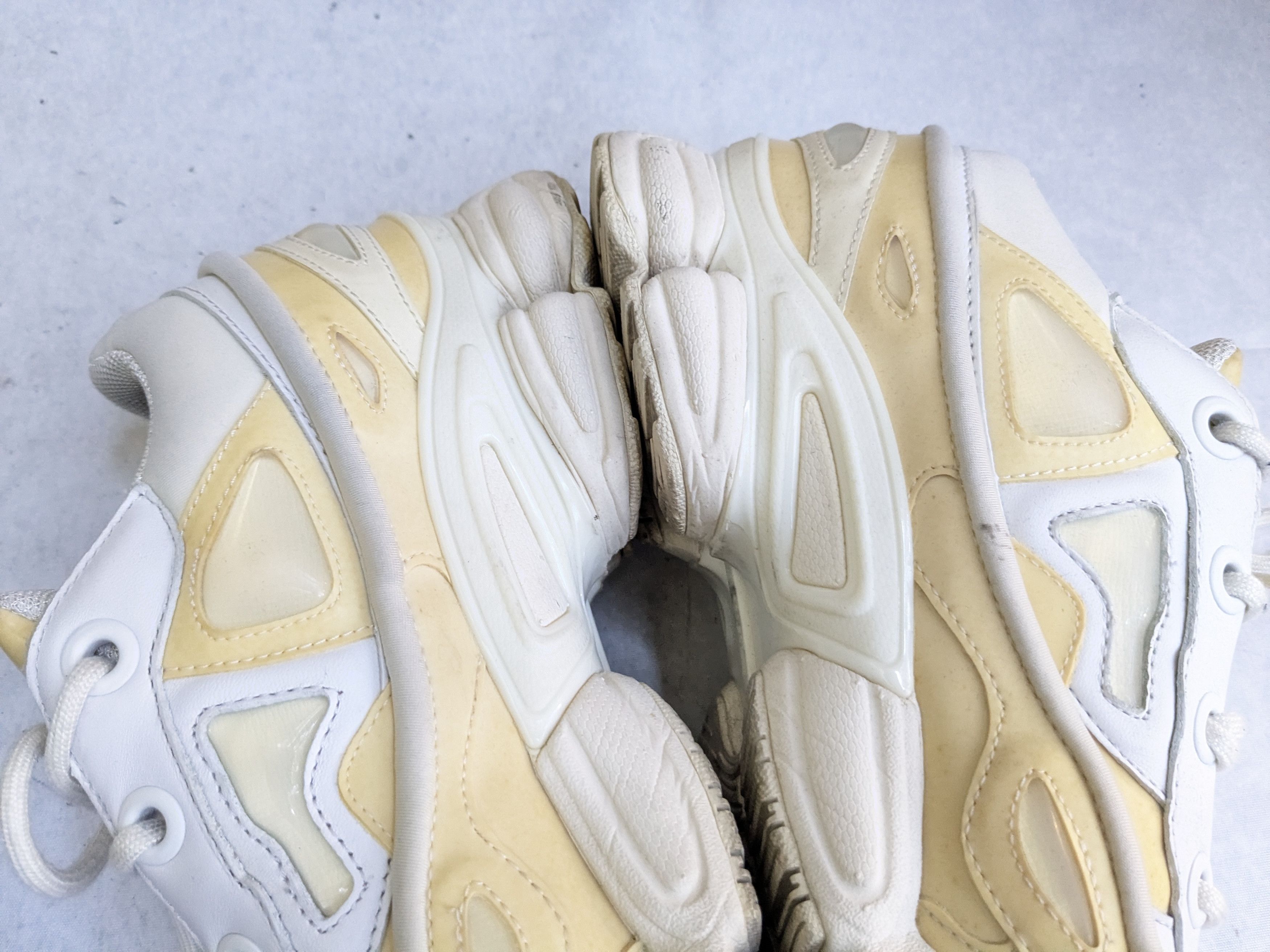 Adidas × Raf Simons Adidas x raf simons ozweego bunny cream 9 Size US 9 / EU 42 - 14 Thumbnail