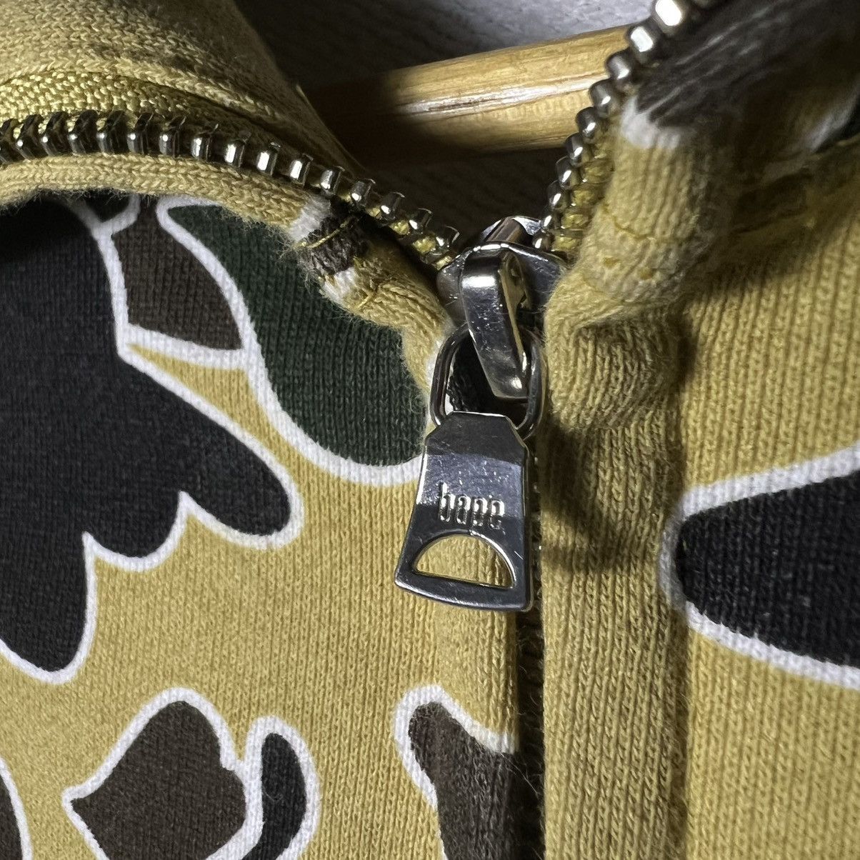 Bape A Bathing Ape Psyche Camo Shark Hoodie - 2021 - Yellow/Multi Size US S / EU 44-46 / 1 - 9 Thumbnail