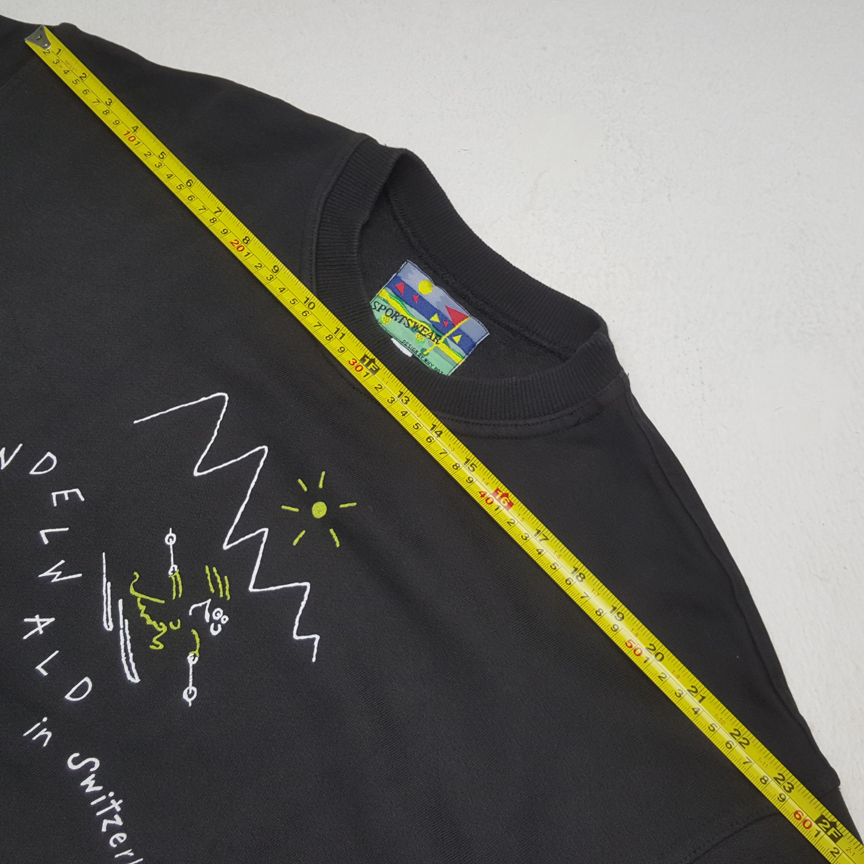 Vintage Vintage GRINDELWALD IN SWITZERLAND Promo Sweatshirt C295N23 Size US M / EU 48-50 / 2 - 5 Thumbnail
