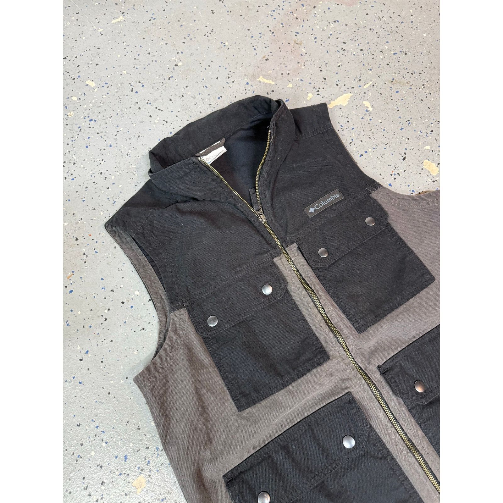 Columbia 2 tone black and grey columbia vest Size US XL / EU 56 / 4 - 5 Thumbnail