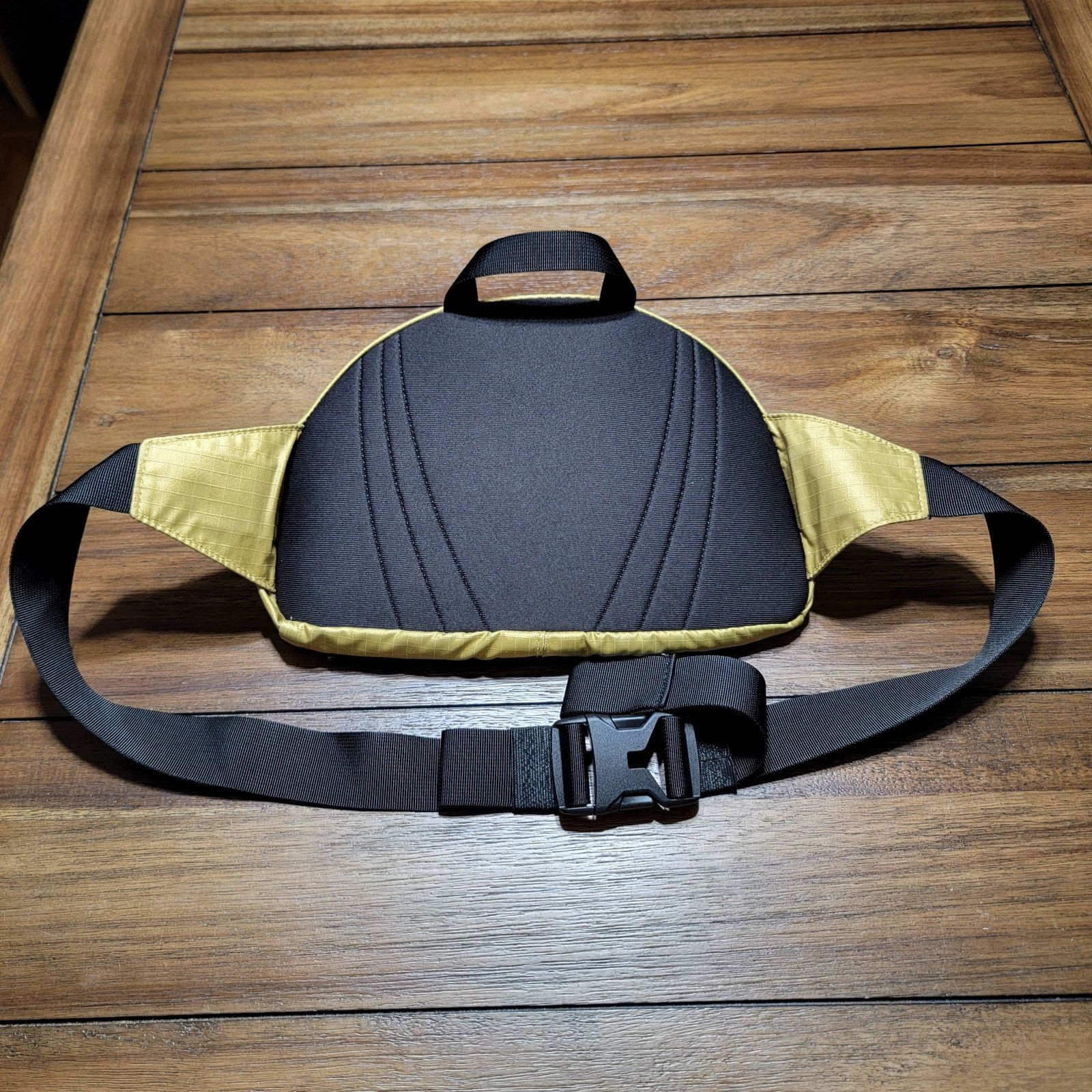 The North Face Supreme x The North Face Metallic Roo II Lumbar Pack inNylon Size ONE SIZE - 2 Thumbnail