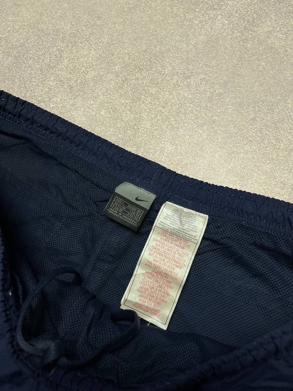 Nike × Vintage Vintage Nike Swoosh Baggy Trackpants Y2K L Size US 34 / EU 50 - 4 Thumbnail