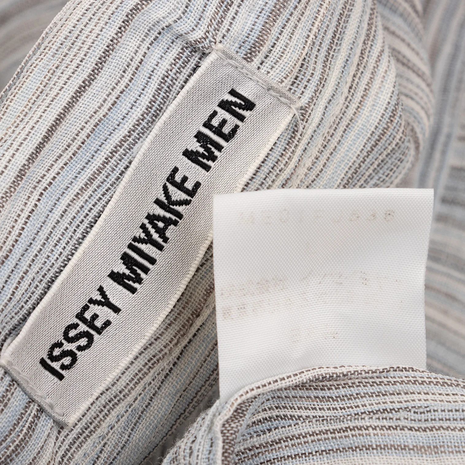 Issey Miyake Linen Striped Open Collar Shirt in Light Blue, Black, White Size US L / EU 52-54 / 3 - 17 Thumbnail