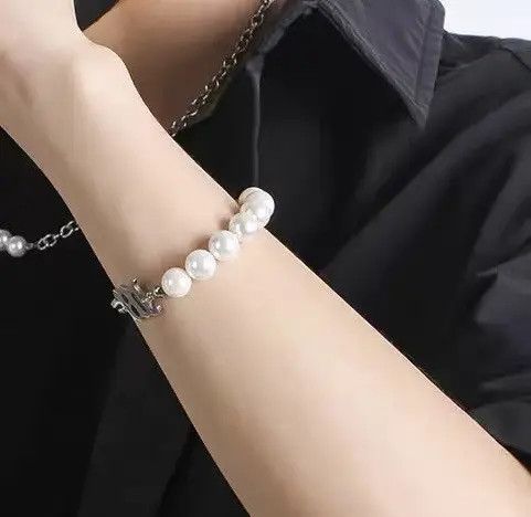 Jewelry × Vintage Vintage pearl bracelet Size ONE SIZE - 1 Thumbnail