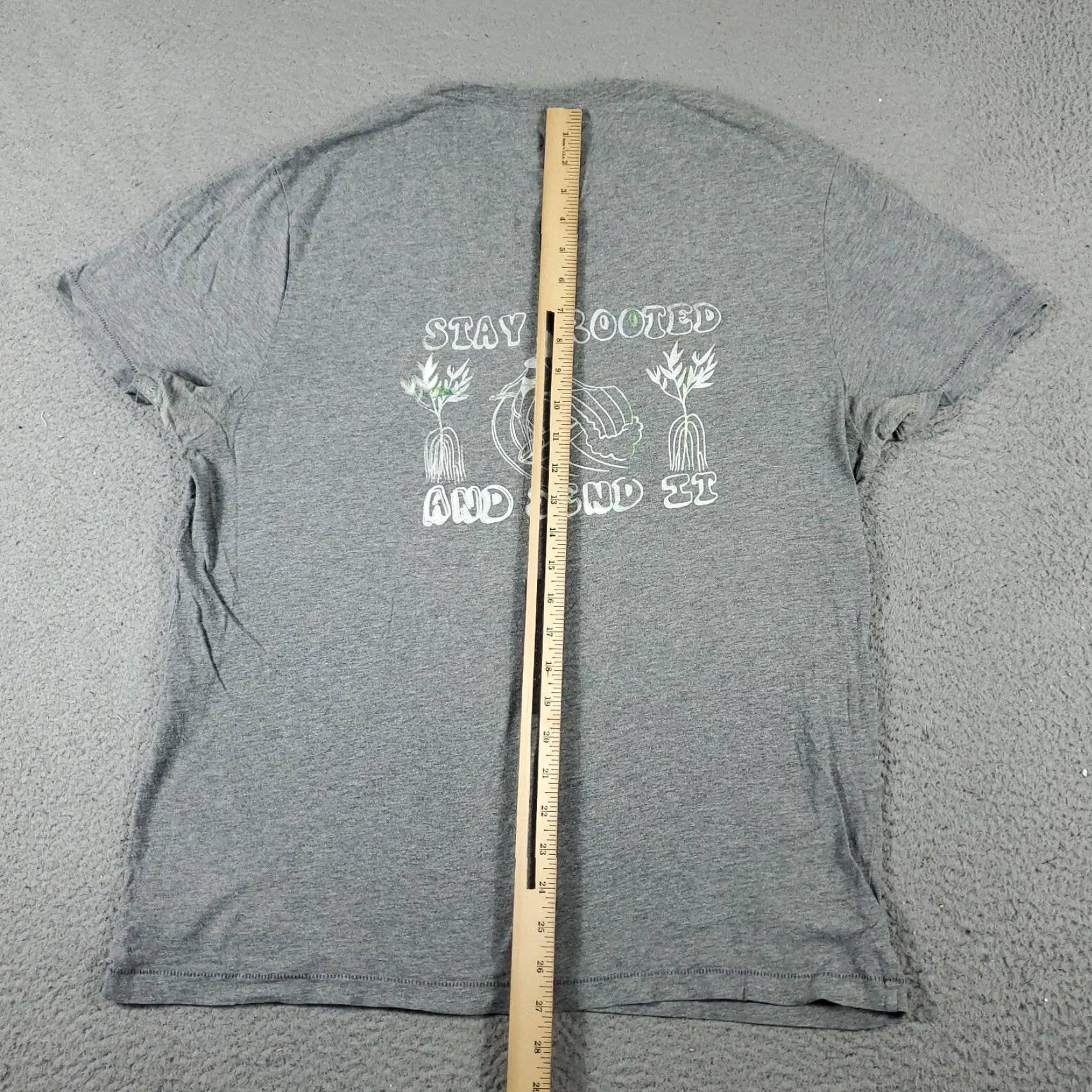 American Eagle Outfitters AMERICAN EAGLE OUTFITTERS T-Shirt Mens Large Gray Crew Neck Short Sleeve Cotton Logo Vintage? No – Regular Fit, Solid Pattern, All Seasons, Adult Mens Size US L / EU 52-54 / 3 - 5 Thumbnail