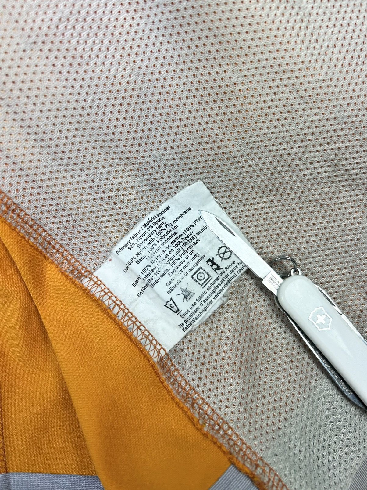 Arc'teryx Arcteryx orange wind stopper winter jacket Size US L / EU 52-54 / 3 - 19 Thumbnail