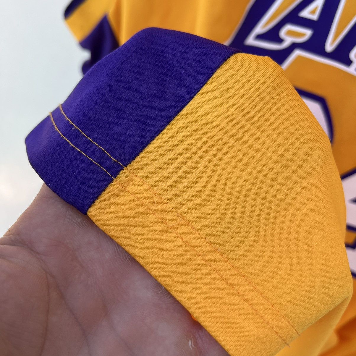 NBA 2012 NBA Adidas Los Angeles Lakers Kobe Bryant Jersey Size US L / EU 52-54 / 3 - 8 Thumbnail