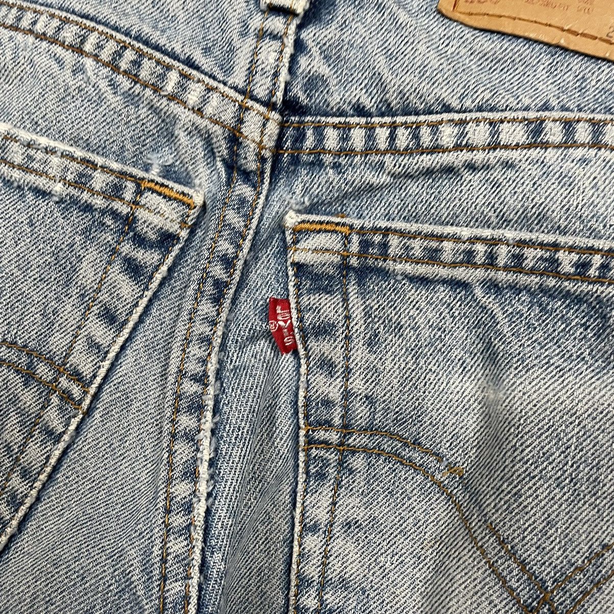 Levi's × Vintage Vintage Faded Distressed Levi’s Jeans Light Wash Grunge 90s Size US 28 / EU 44 - 8 Thumbnail