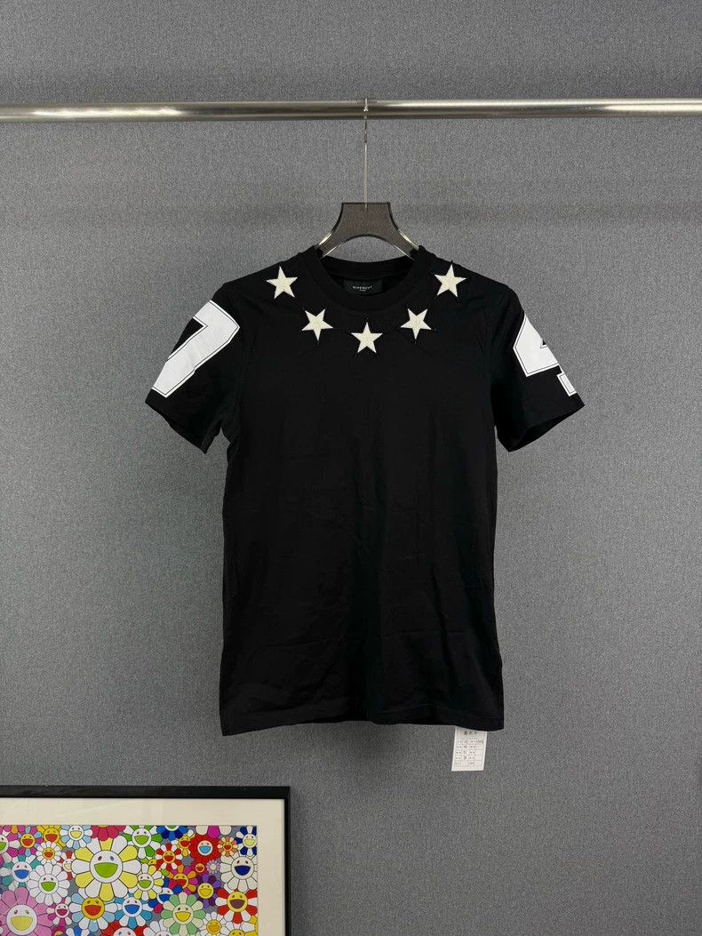 Givenchy Givenchy Short-sleeved T-shirt with five-pointed star at t Size US XS / EU 42 / 0 - 1 Thumbnail