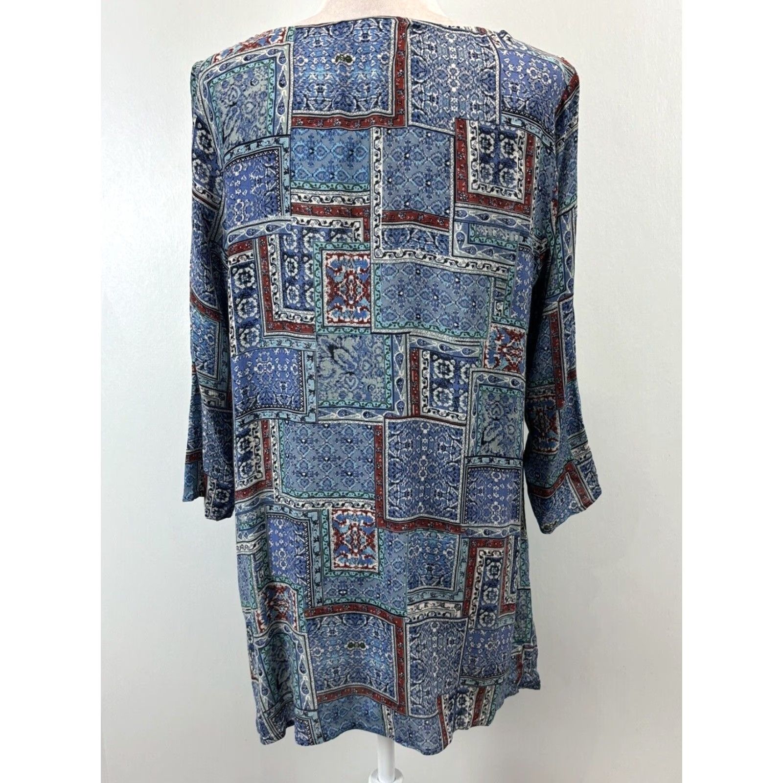 J. Jill J. Jill Multicolor Patchwork Print Tunic Top Womens Medium Lightweight Rayon Size M / US 6-8 / IT 42-44 - 3 Thumbnail