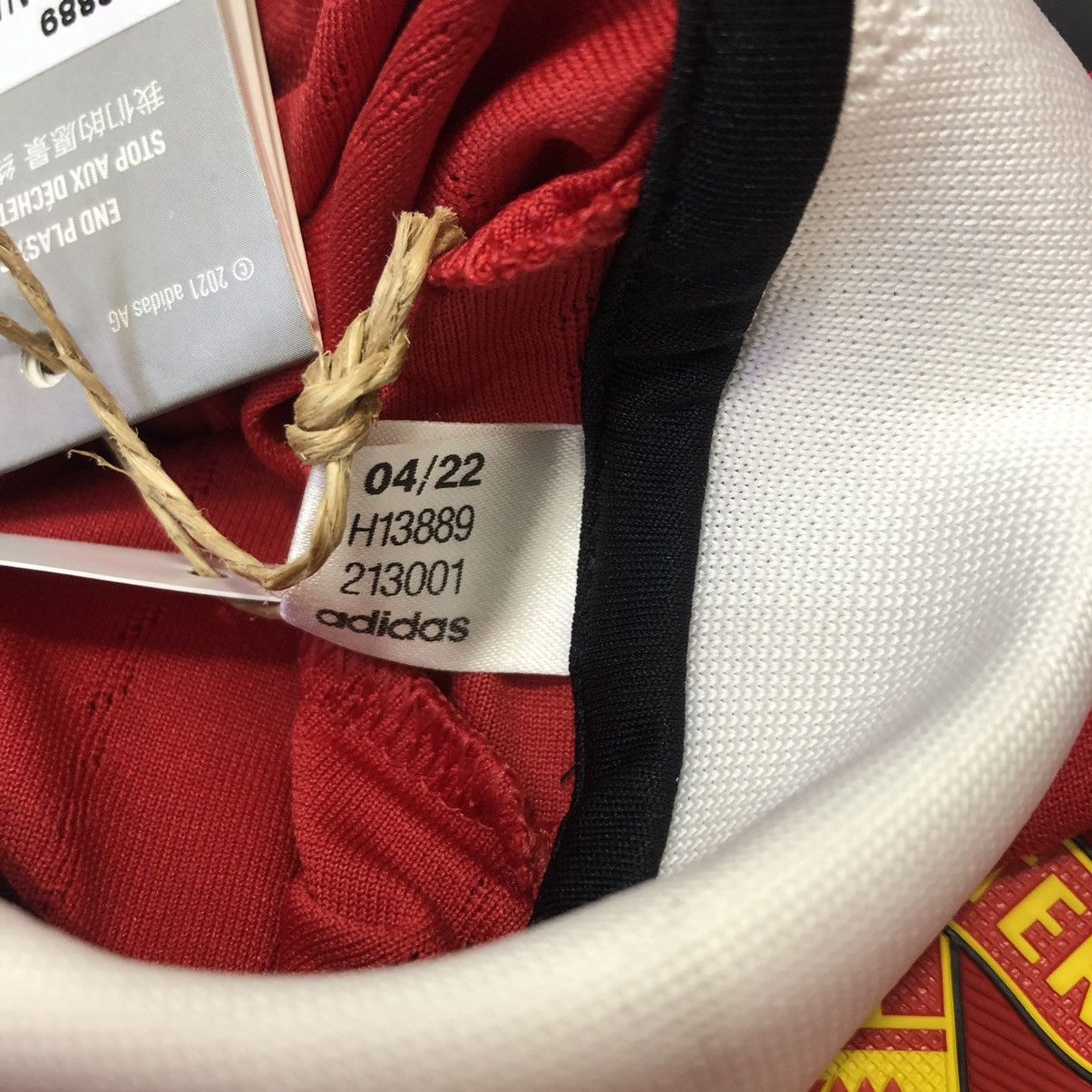 Adidas Manchester United 22/23 player issue shirt #7 Ronaldo Size US L / EU 52-54 / 3 - 9 Thumbnail
