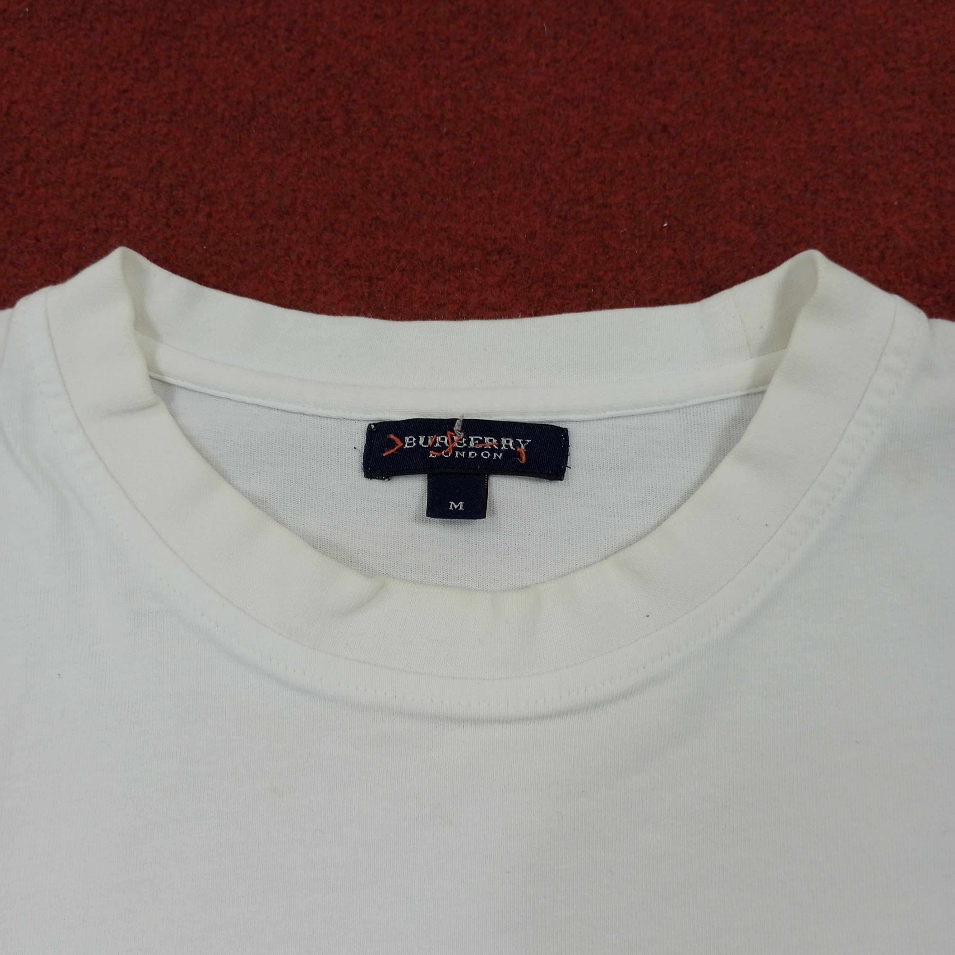 Burberry × Vintage Burberry London Fashion Brand Pocket Design Tshirt Size US M / EU 48-50 / 2 - 5 Thumbnail