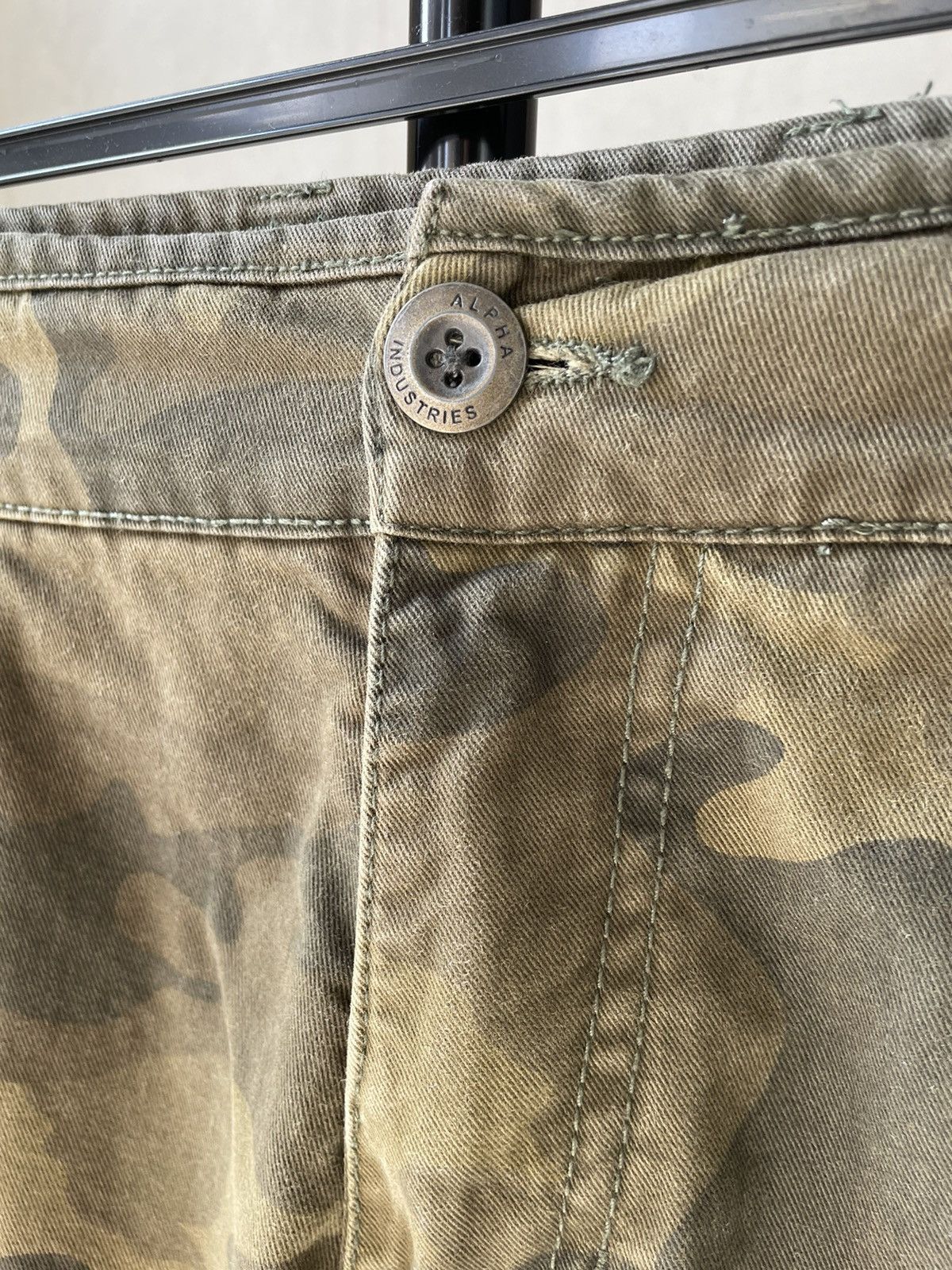 Alpha Industries Alpha Industries Military Cargo Side Pocket Camo Pants Size US 36 / EU 52 - 3 Thumbnail