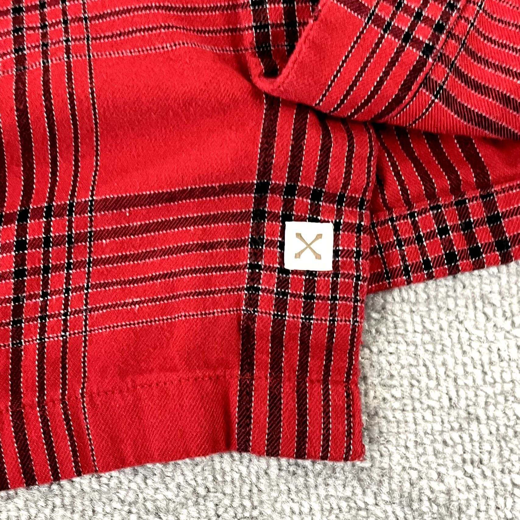 Lands' End Lands' End Shirt Mens XL Red Black Plaid Flannel Button-Up Casual Classic Lands' End Size US XL / EU 56 / 4 - 7 Thumbnail