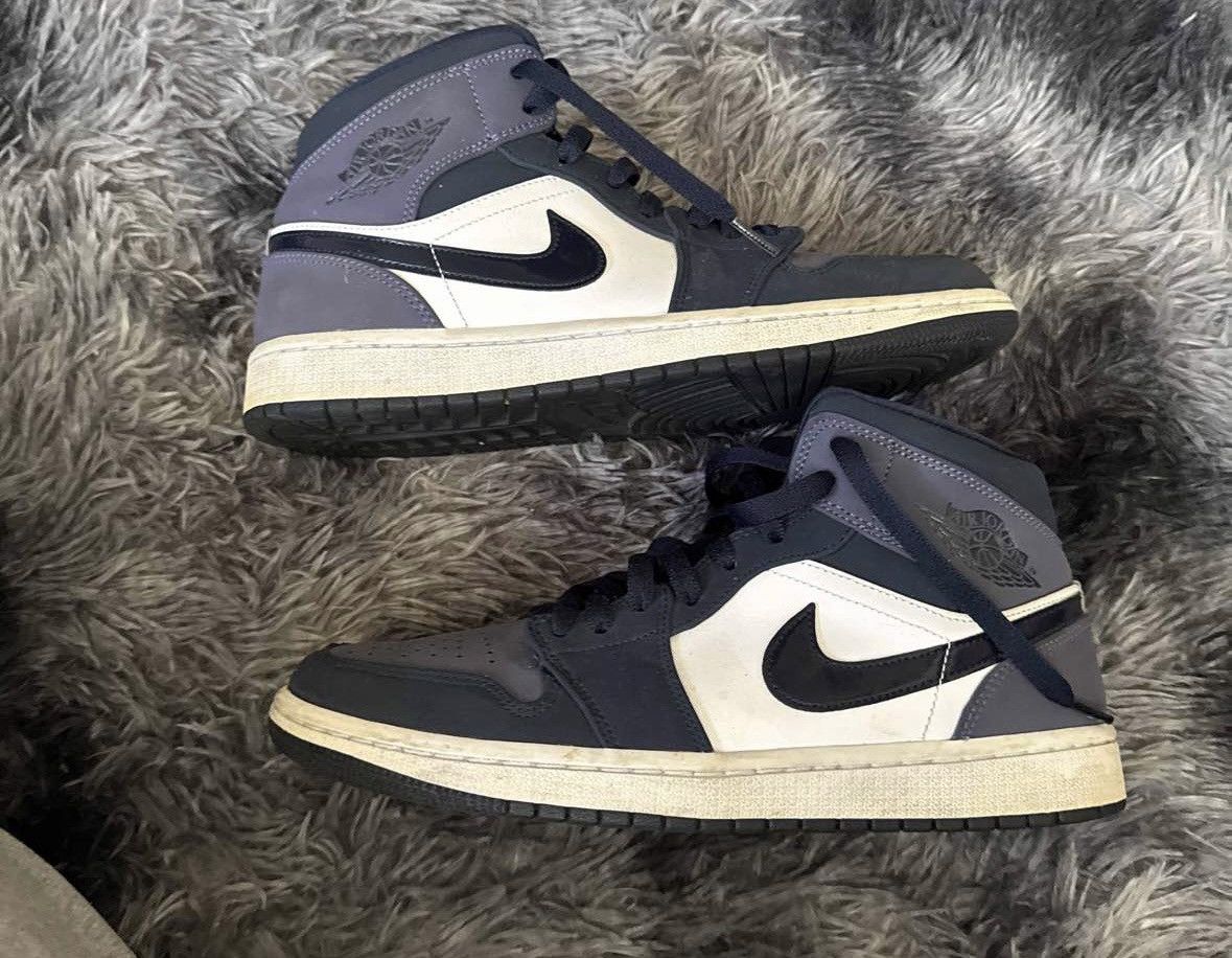 Jordan Brand Air Jordan 1 “sanded purple” Size US 9 / EU 42 - 1 Thumbnail