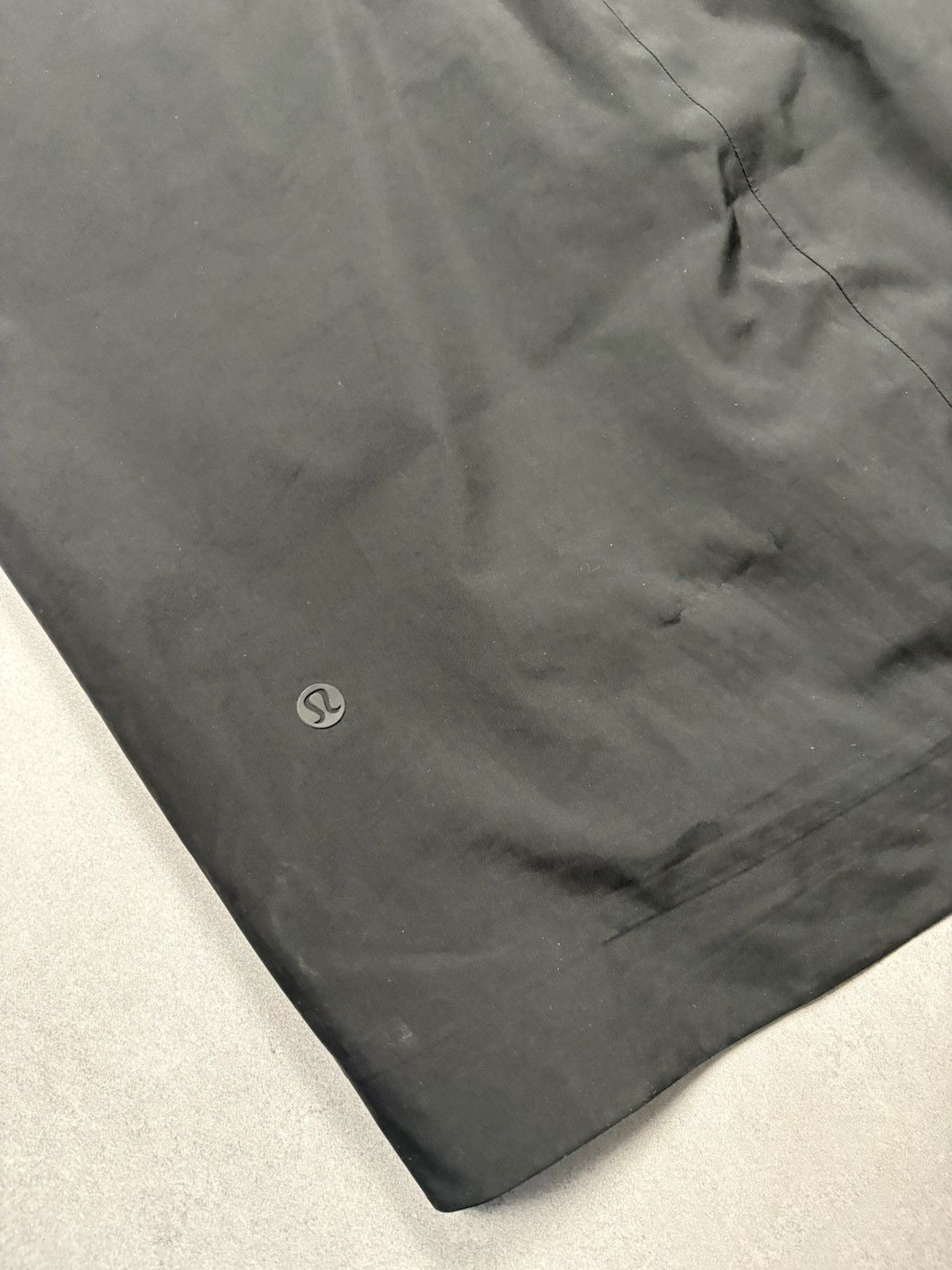 Lululemon Lululemon Black Hooded Jacket Lightweight Technical Coat Size S / US 4 / IT 40 - 13 Thumbnail