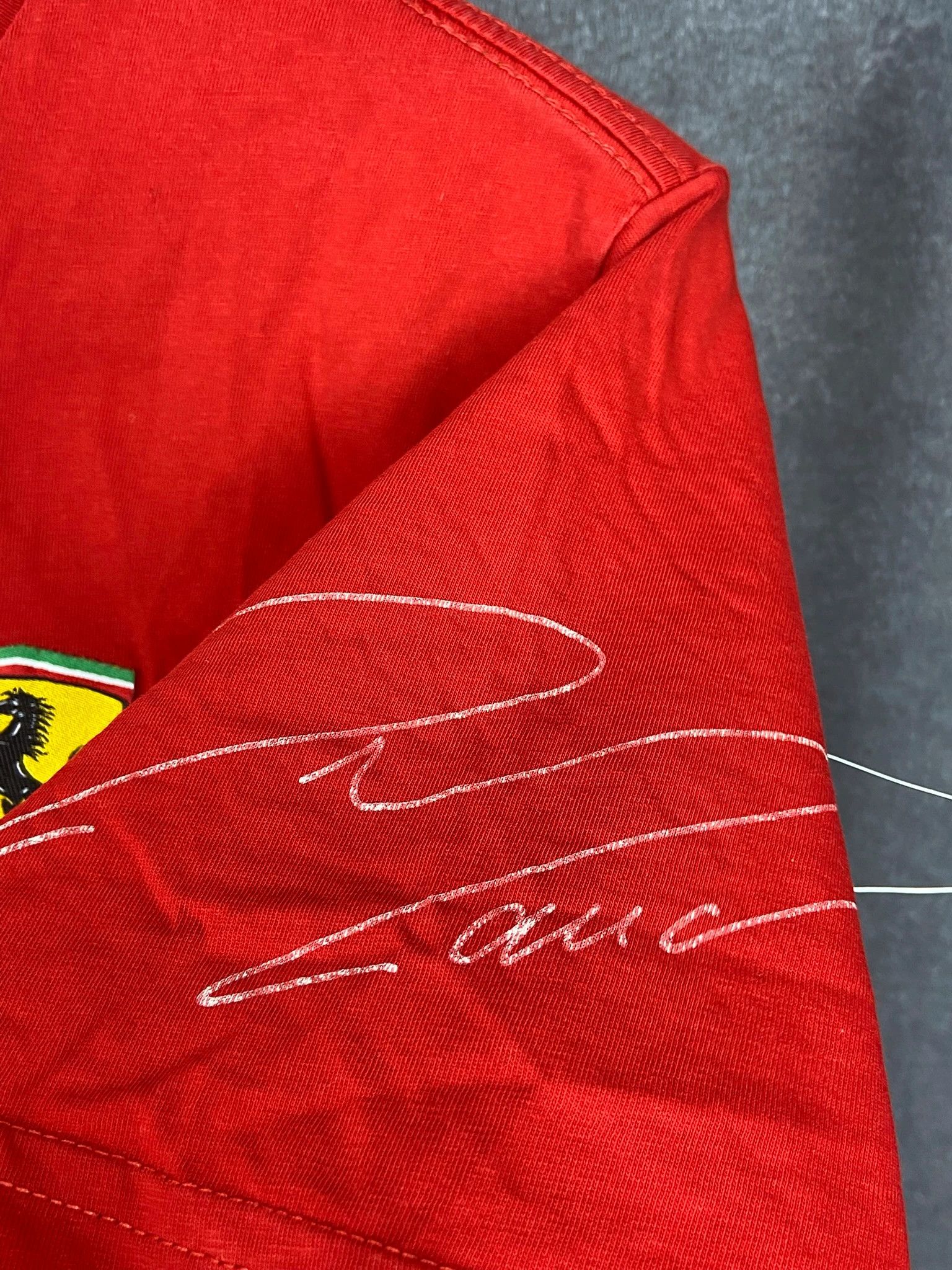 Ferrari Koszulka Ferrari czerwona M vintage spellout racing Size US M / EU 48-50 / 2 - 3 Thumbnail