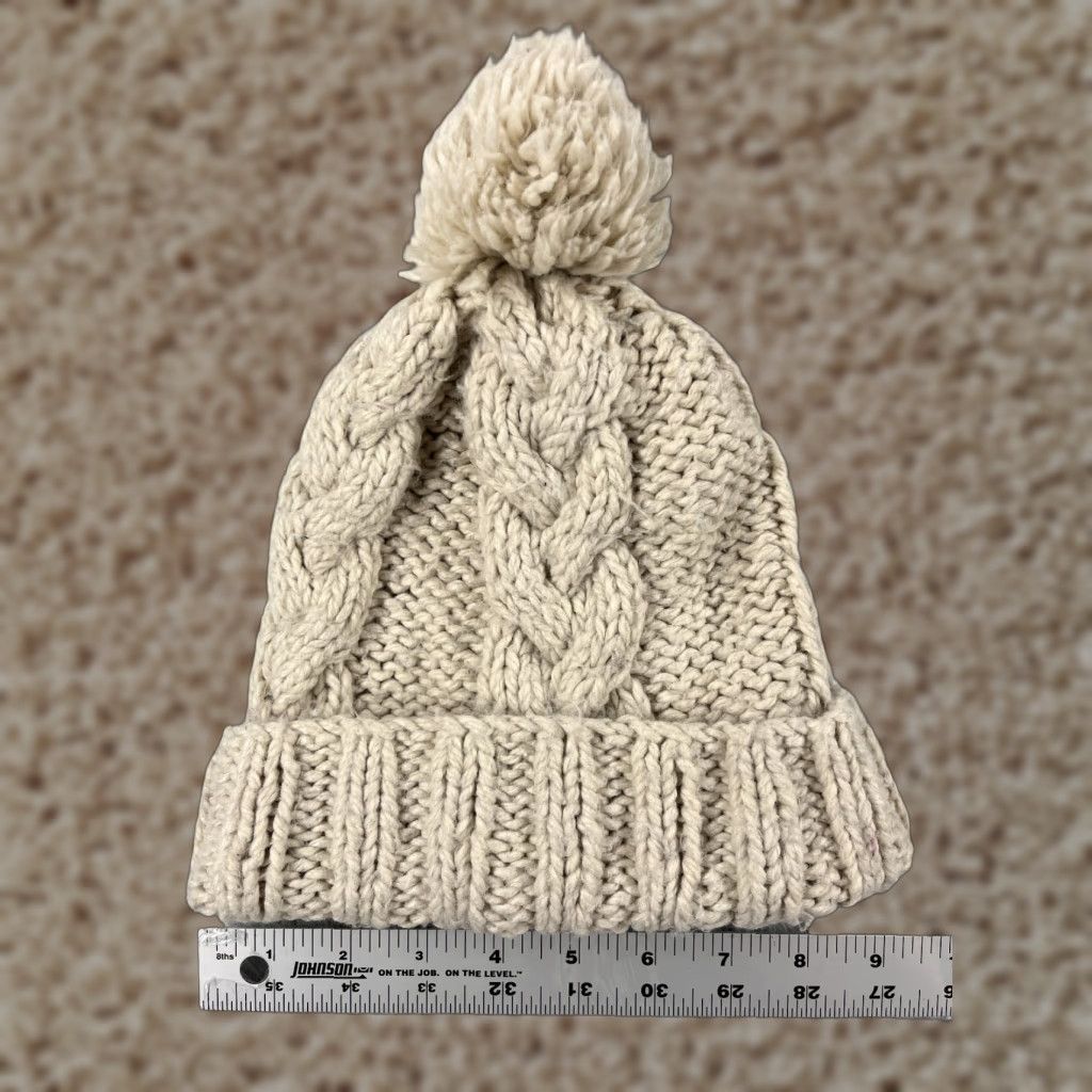 H&M H&M Beanie One Size Ivory Beige Cable Knit 100% Acrylic Ski Pom Womens Size ONE SIZE - 1 Thumbnail
