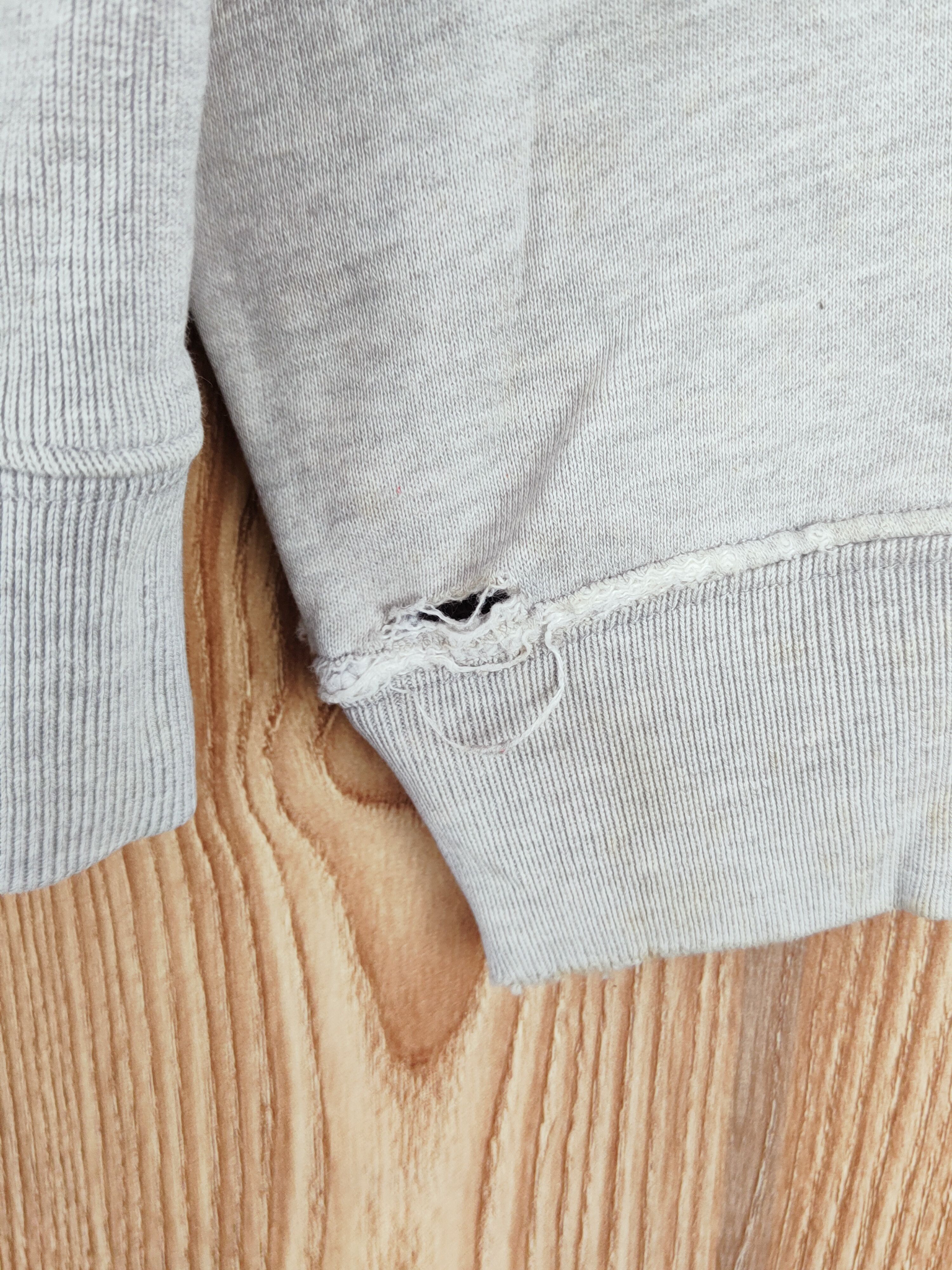 Columbia Columbia Gray Hoodie Sweatshirts #W055 Size US M / EU 48-50 / 2 - 14 Thumbnail
