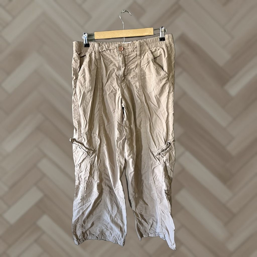 Urban Outfitters BDG Urban Outfitters Y2K Cargo Brown Pants Size Large User: BDG Urban Outfitters Y2K Cargo Brown Pants Size Large Size 36" / US 14 / IT 50 - 1 Thumbnail