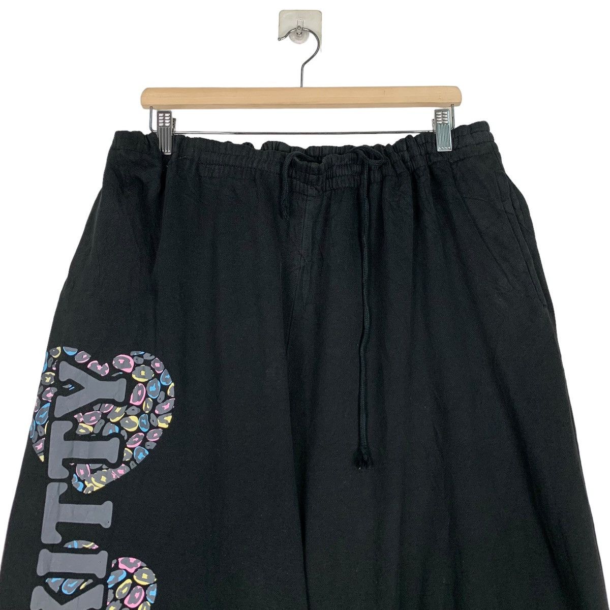 Japanese Brand HELLO KITTY Big Logo Sweatpants #0686-C32 Size US 42 / EU 58 - 2 Thumbnail