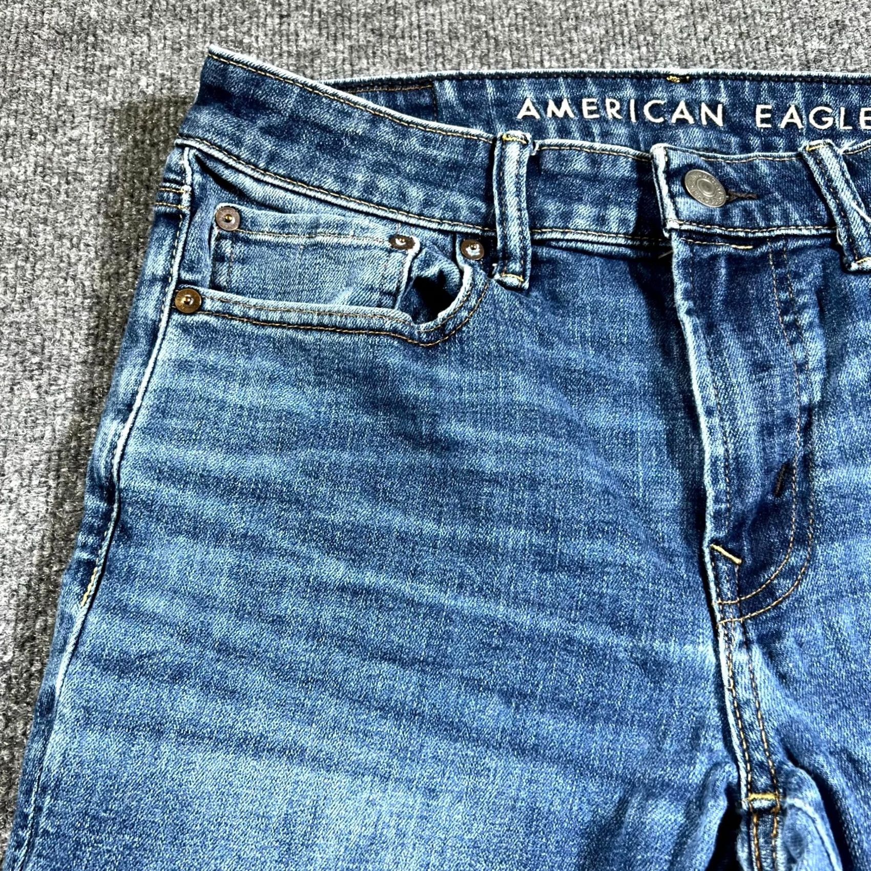 American Eagle Outfitters American Eagle Jeans Men's 32x30 Blue Denim Medium Wash Straight Leg Size US 32 / EU 48 - 3 Thumbnail
