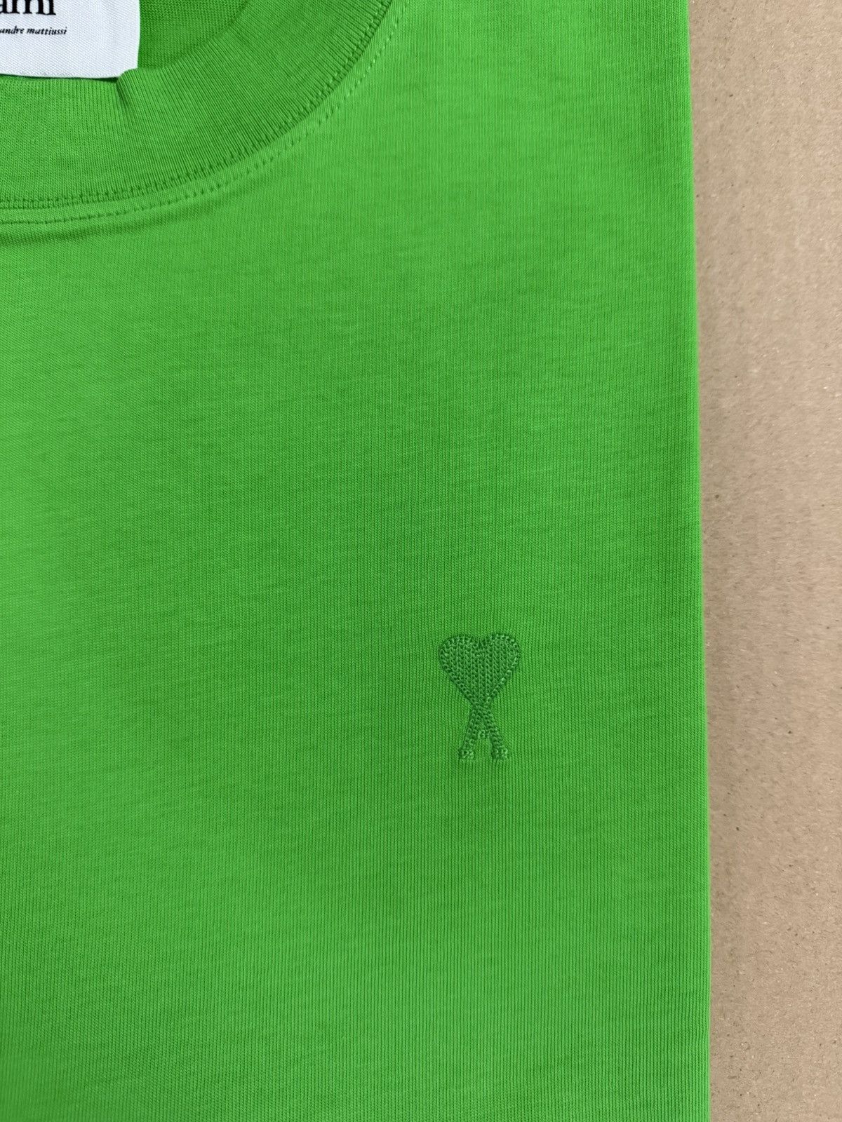 AMI Ami Paris Tonal Heart T-Shirt NEW Size US L / EU 52-54 / 3 - 2 Thumbnail