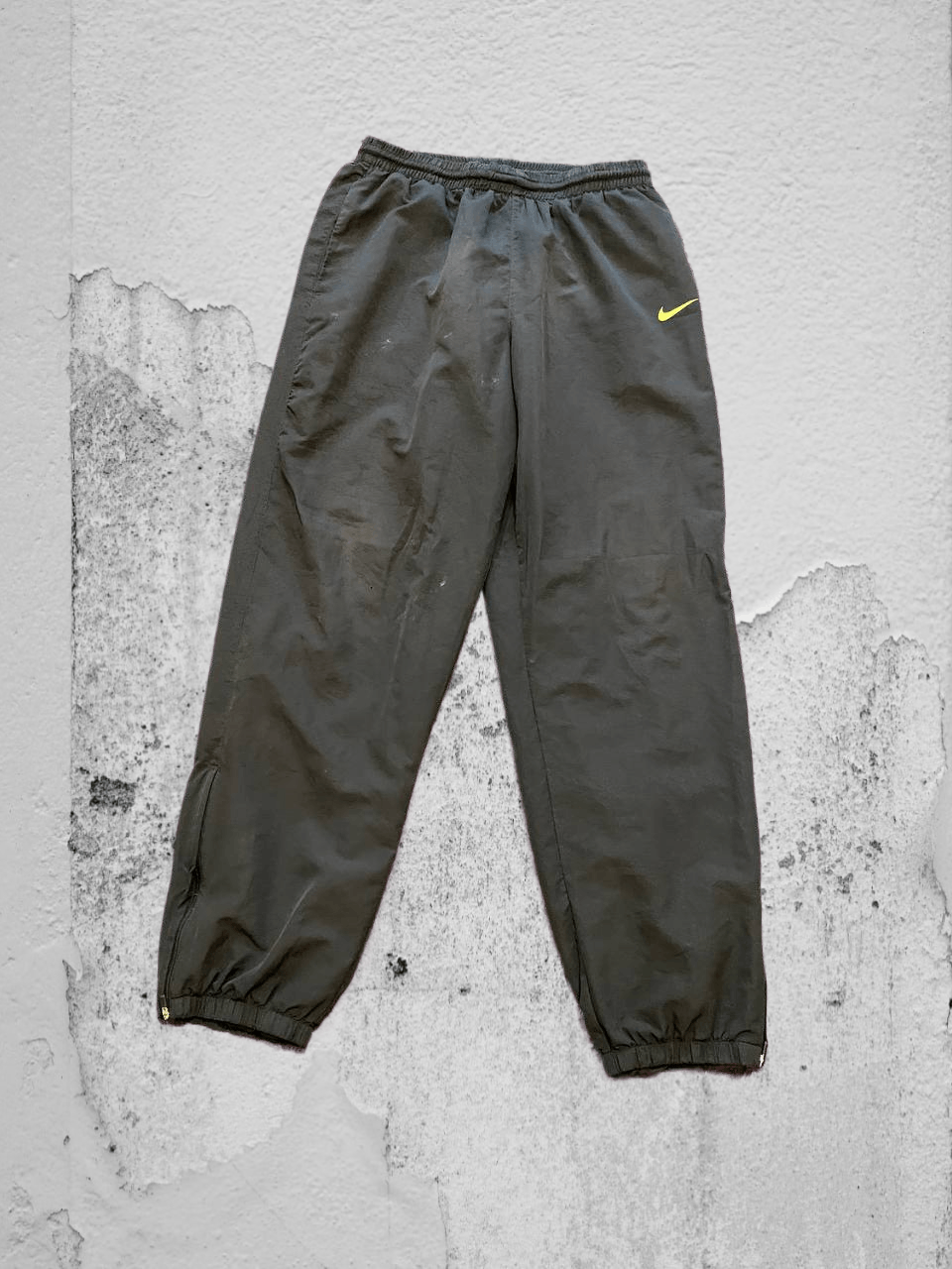 Nike Y2K Vintage Casual Pants Nike Streetwear logo Size US 34 / EU 50 - 1 Thumbnail