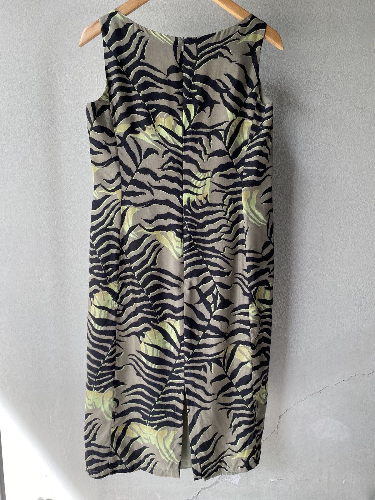 Max Mara Maxmara Green Tiger Printed dress. Size S / US 4 / IT 40 - 12 Thumbnail