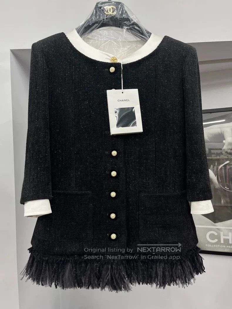 Chanel Chanel Black Ostrich Feather Fringe Jacket. Size US M / EU 48-50 / 2 - 1 Thumbnail