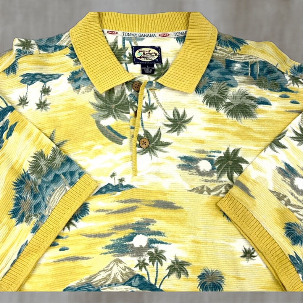 Tommy Bahama Tommy Bahama Polo Shirt Men Large Yellow Floral Hawaiian Beach Golf A7 Polo Size US L / EU 52-54 / 3 - 1 Thumbnail