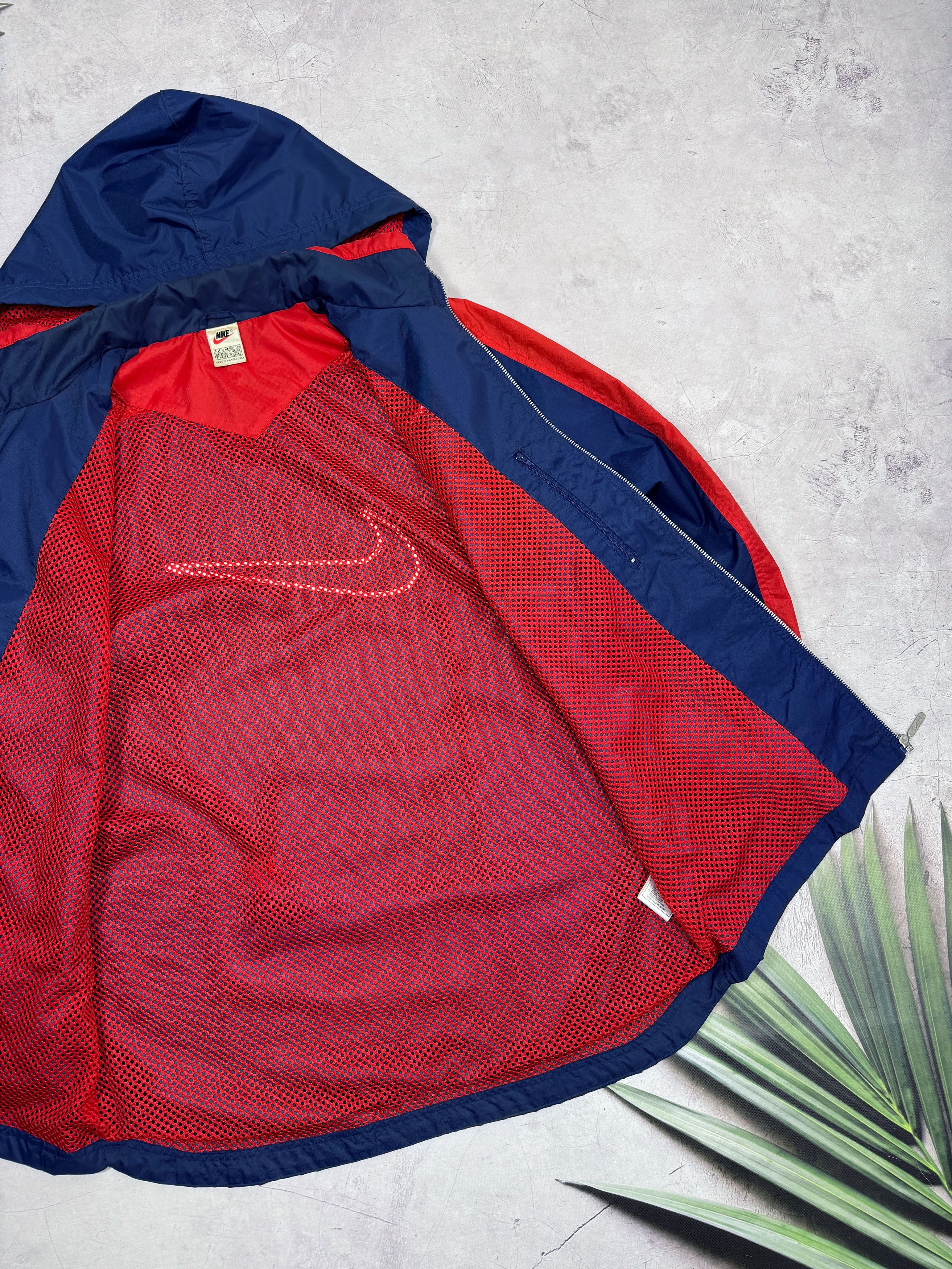 Nike × Vintage Y2K Nike Windbreaker Jacket Nylon Big Back Swoosh Logo Size US L / EU 52-54 / 3 - 16 Thumbnail