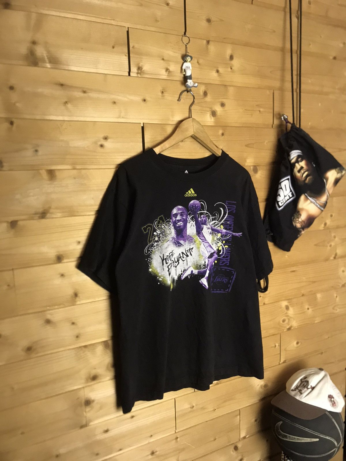 Vintage Vintage 00s Adidas Kobe Bryant graphics t-shirt Size US L / EU 52-54 / 3 - 2 Thumbnail