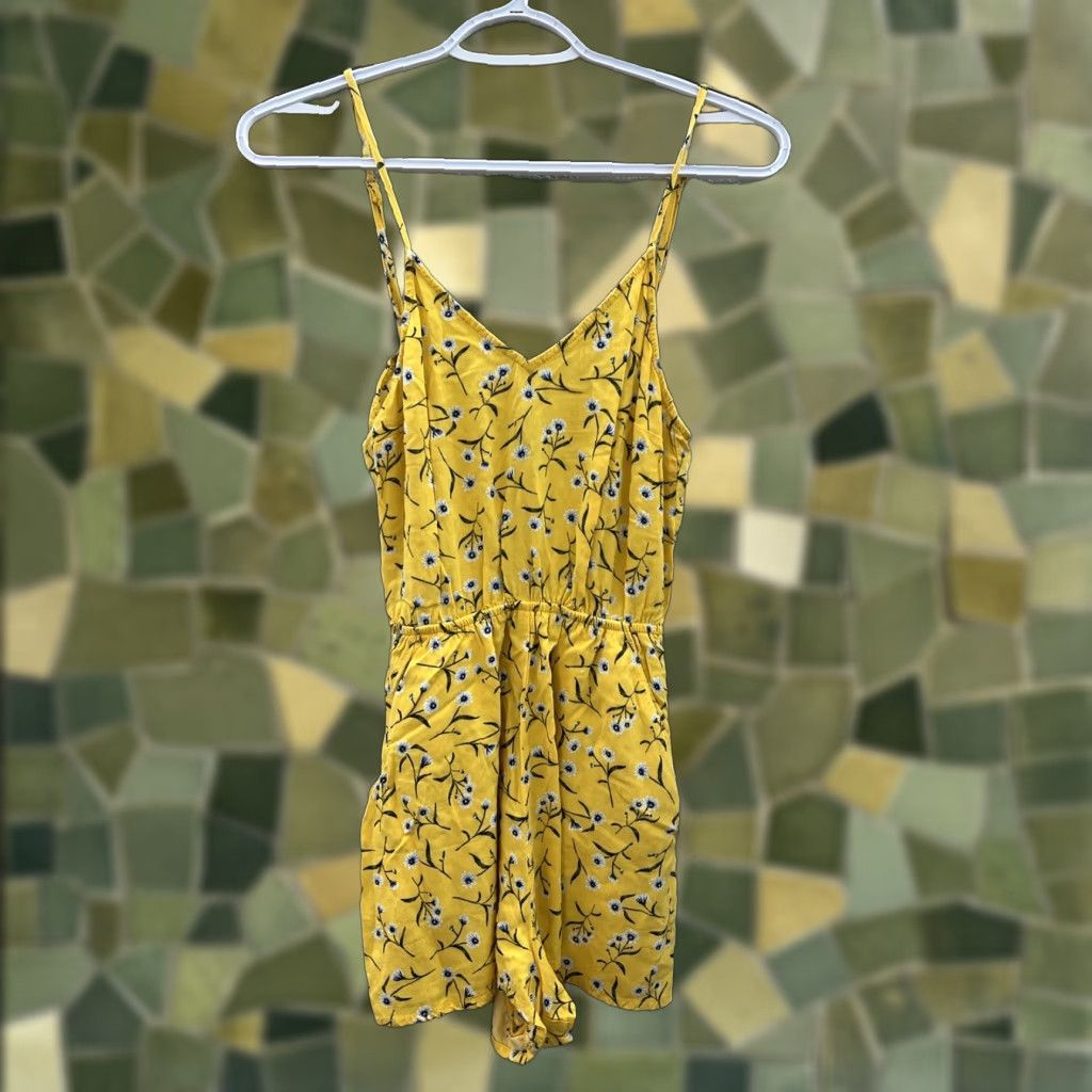 H&M Womens Divided by H&M Yellow Floral Spaghetti Strap Romper Size 0 Size 25" / US 0 / IT 36 - 1 Thumbnail