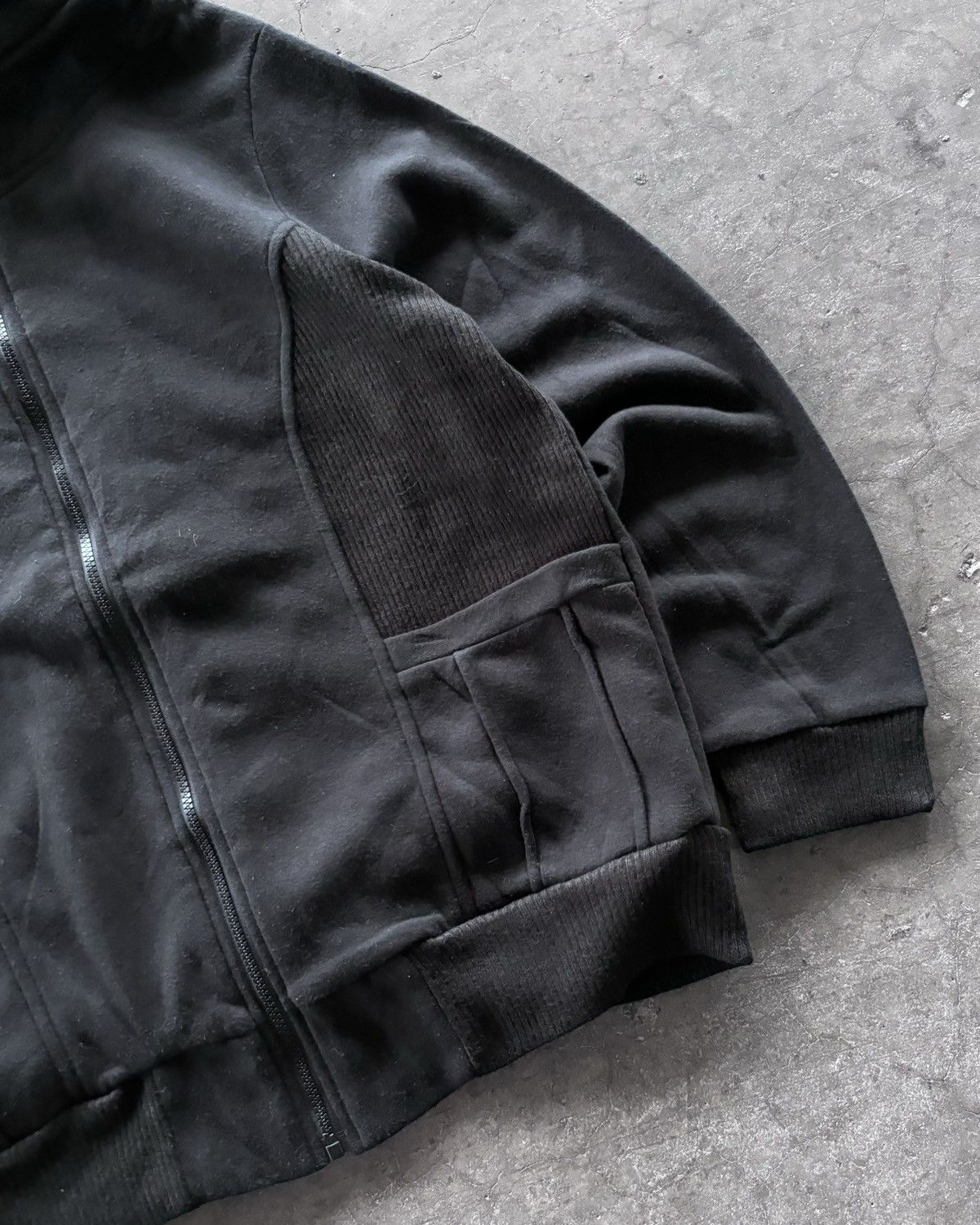 If Six Was Nine 2000s Shoo La Rue Bono Black Hoodie Size US L / EU 52-54 / 3 - 2 Thumbnail
