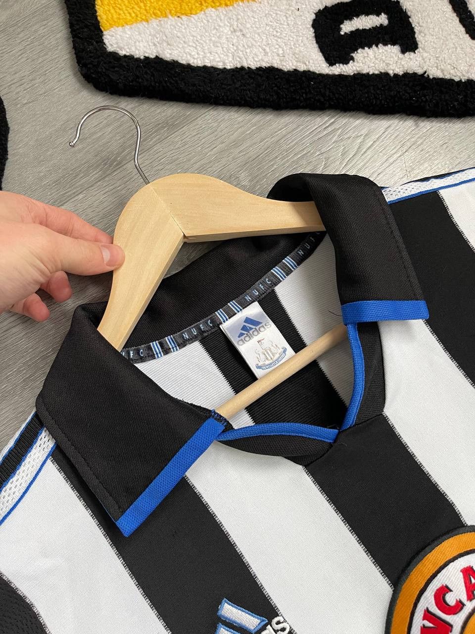 Adidas × Streetwear × Vintage Newcastle United 1999 Home Football Shirt Adidas Size US L / EU 52-54 / 3 - 3 Thumbnail
