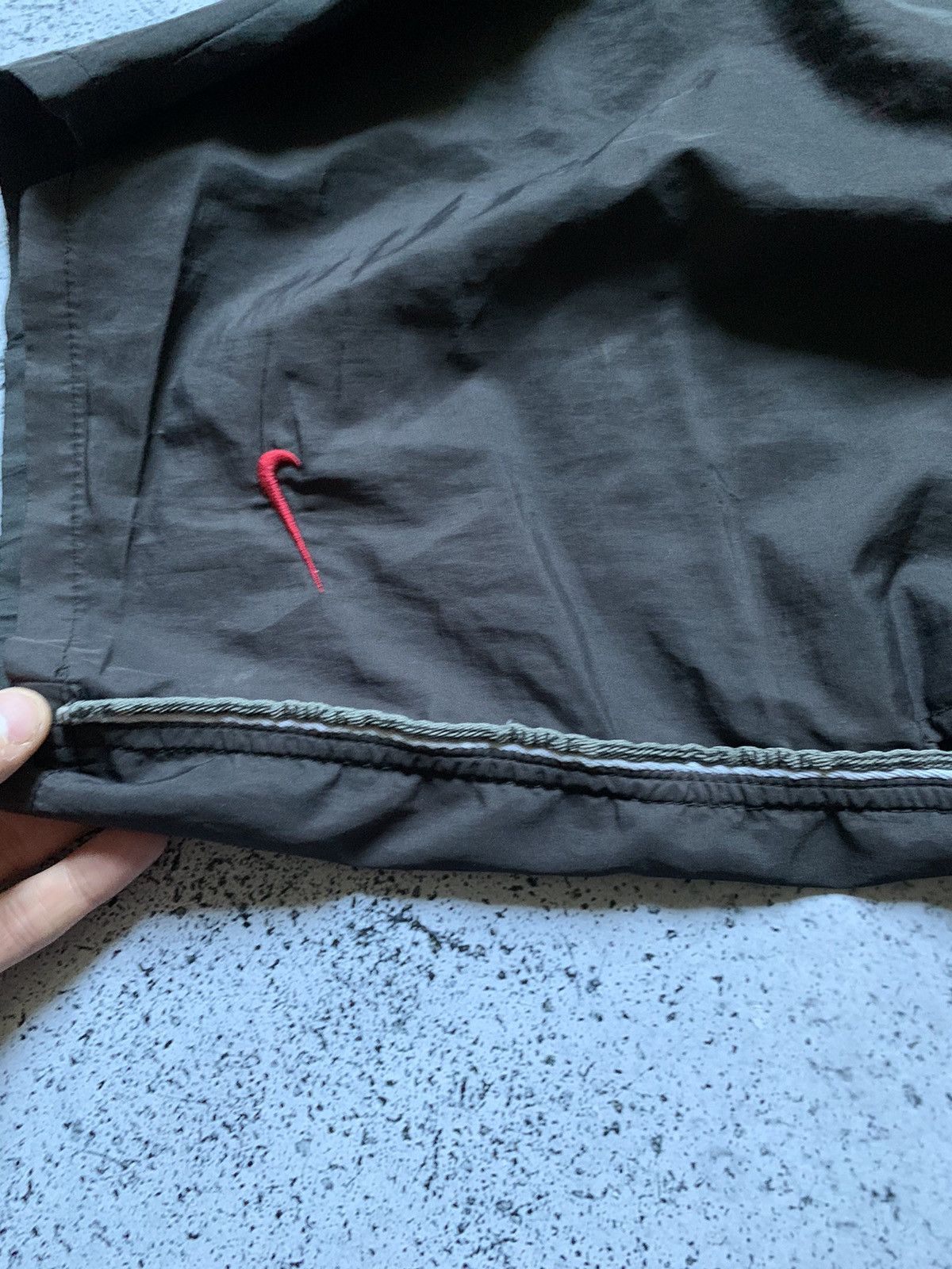 Nike × Vintage Vintage Nike Drill Shorts Nylon Y2K Red Swoosh USA Size S Size US 31 - 3 Thumbnail